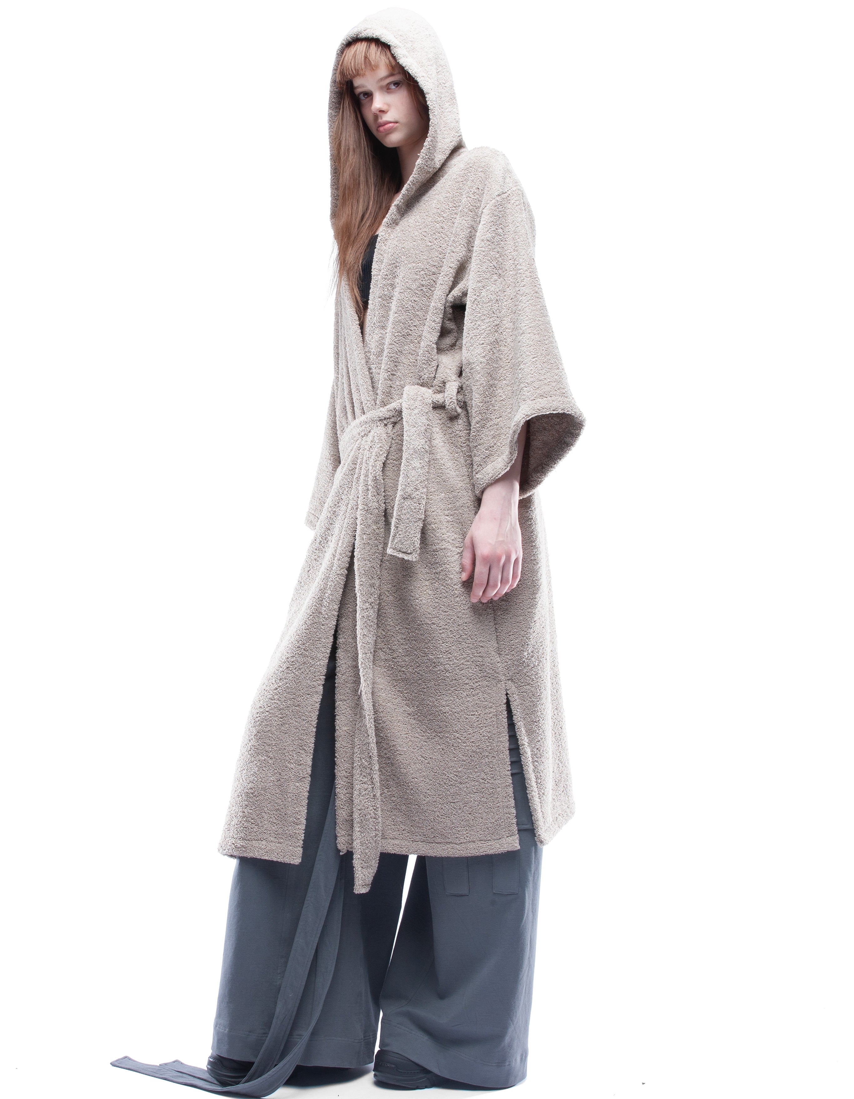 BATHROBE NOISE