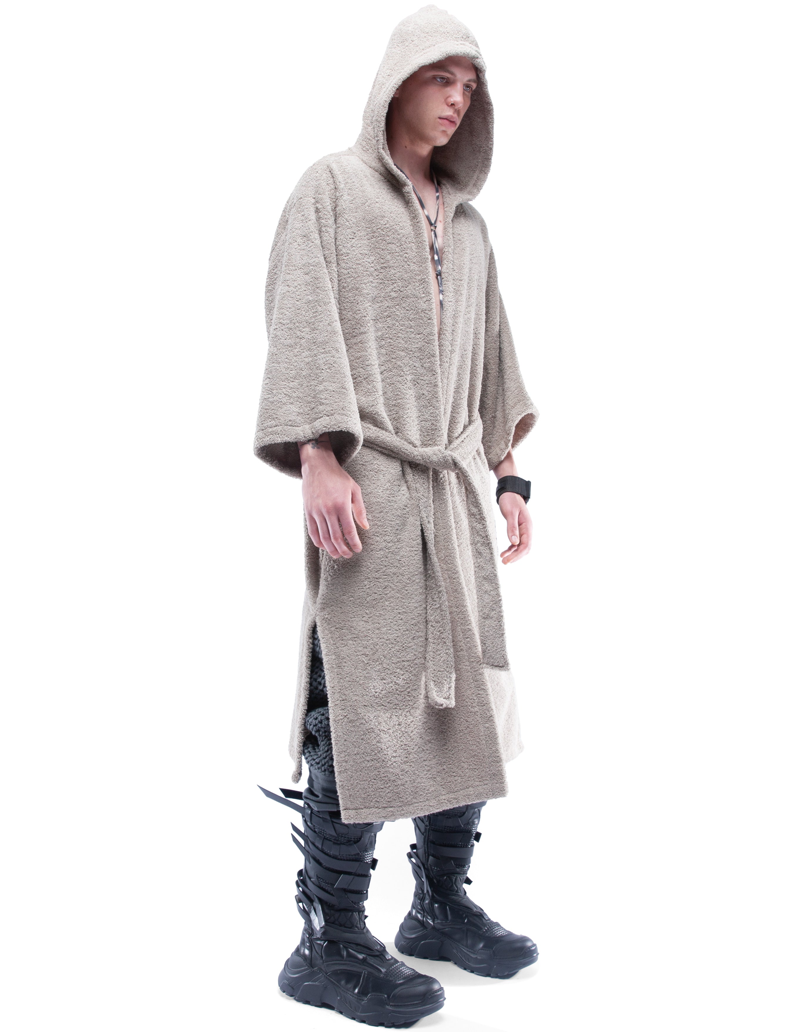 BATHROBE NOISE