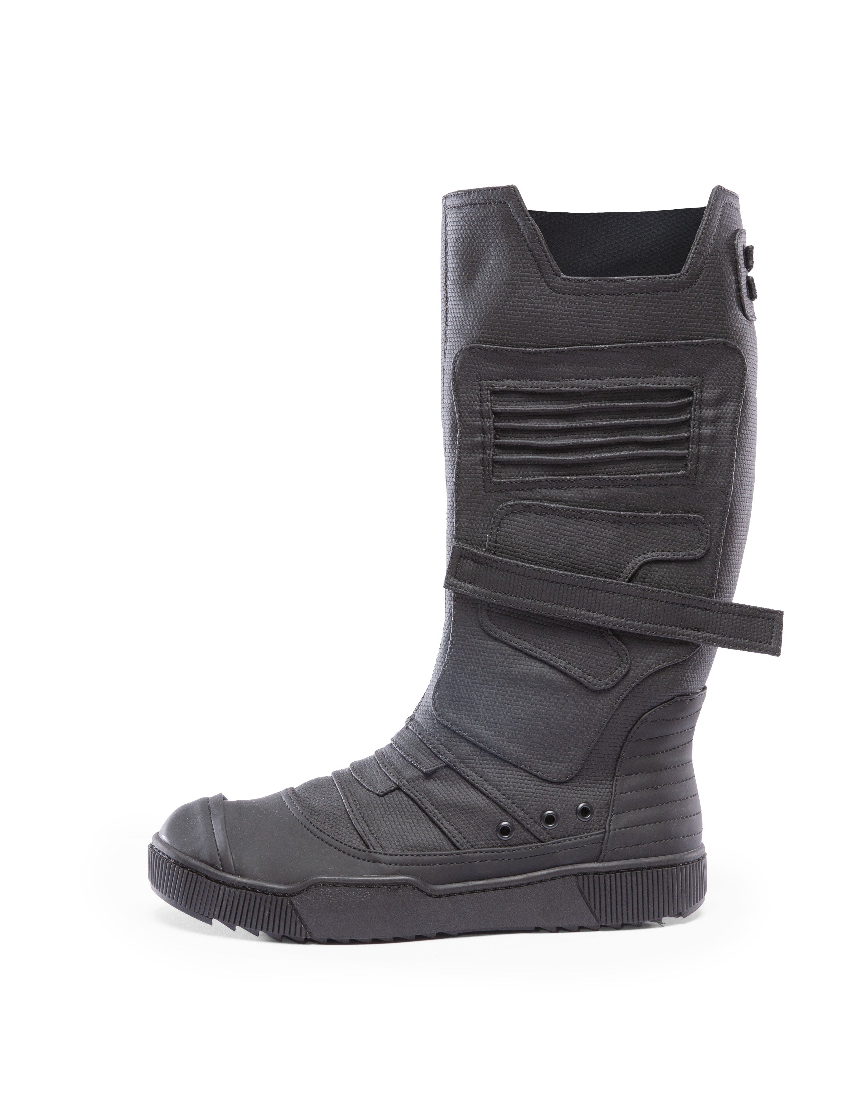 BIG BOOTS OVERWALK