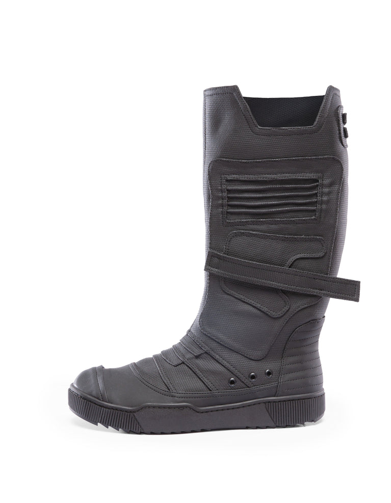 BIG BOOTS OVERWALK