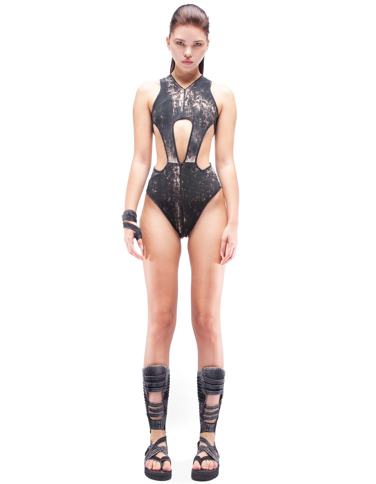 BODY SUIT BECOME