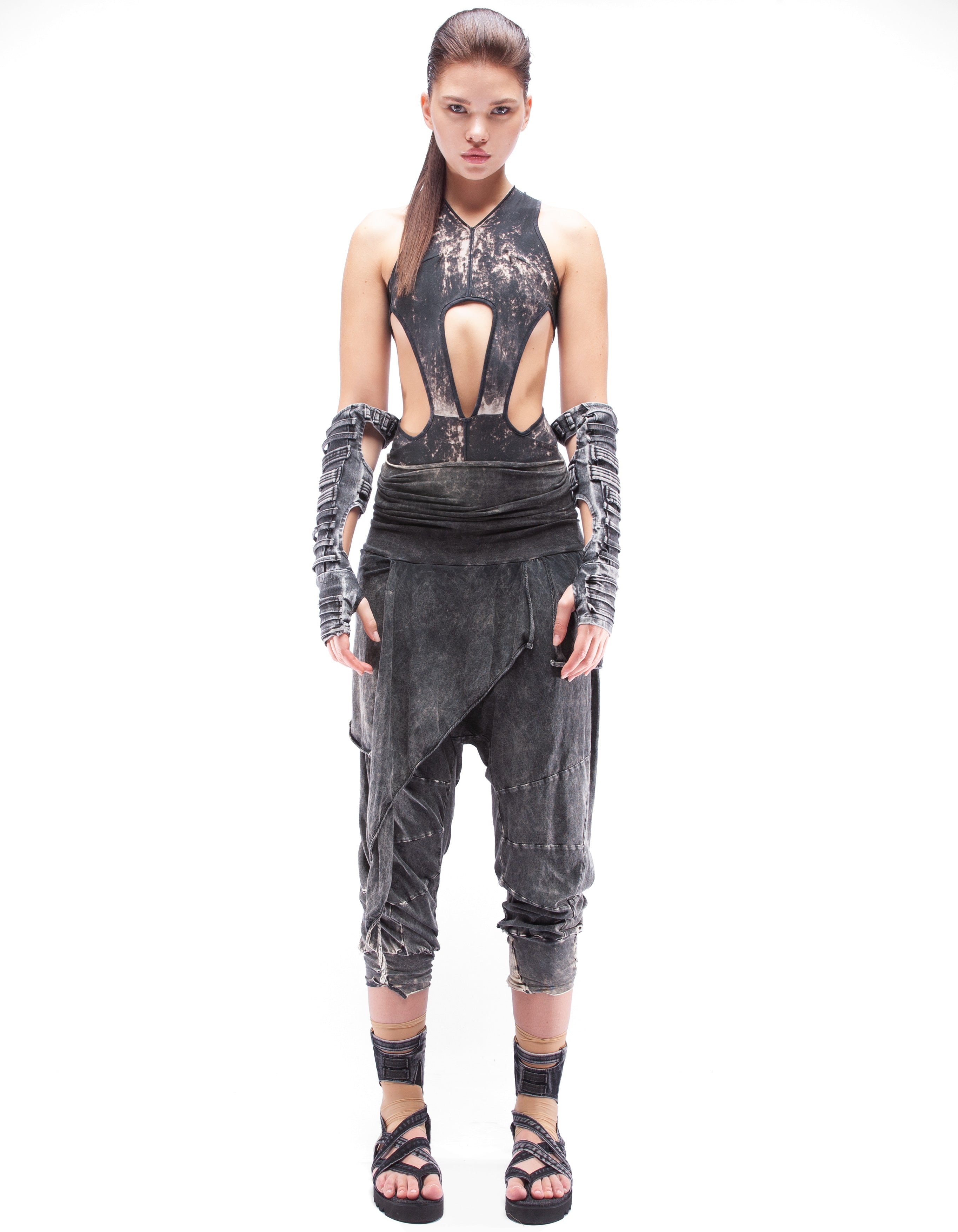 BODY SUIT BECOME