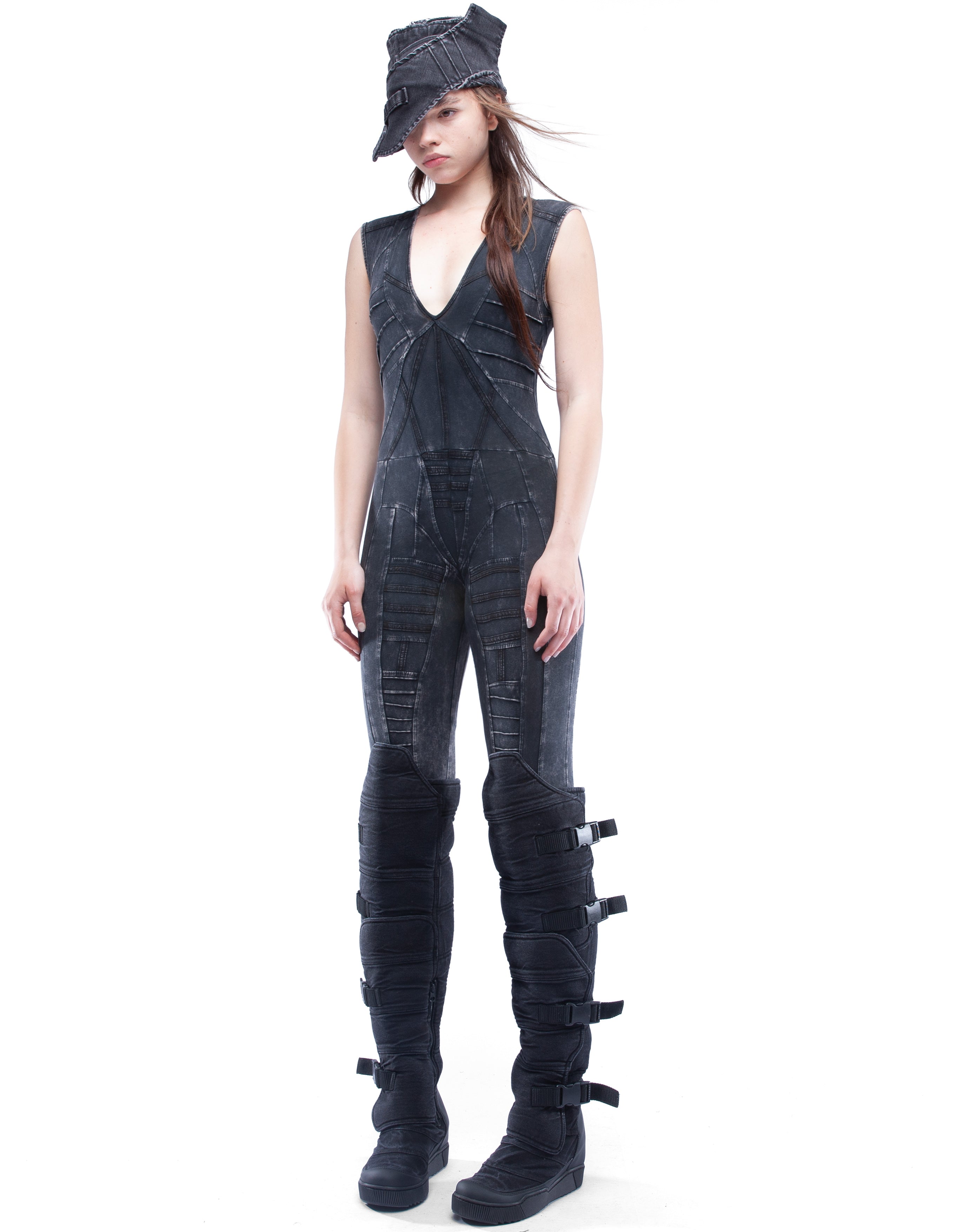 BODY SUIT COMMANDER