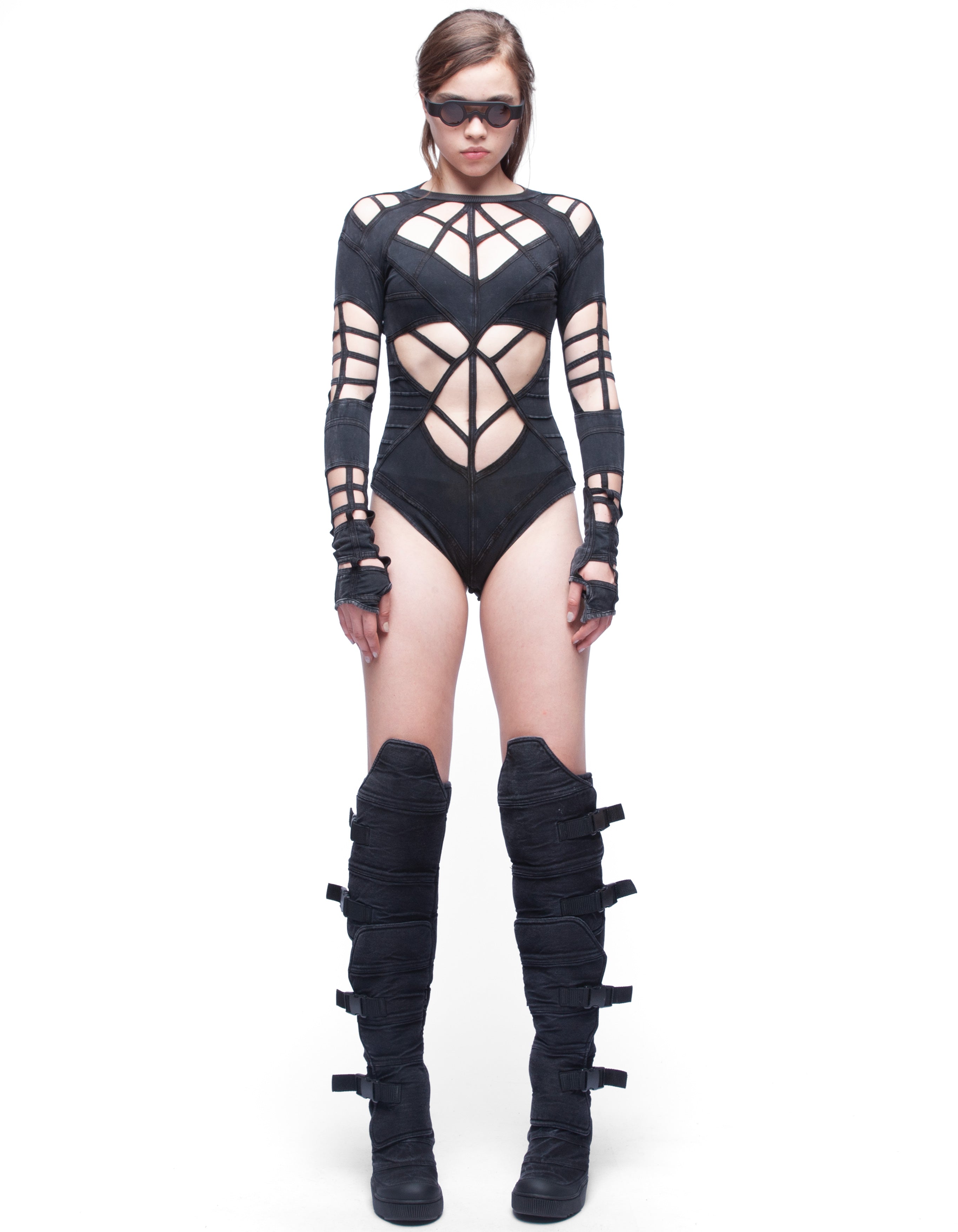 BODY SUIT CRYSTAL CODE