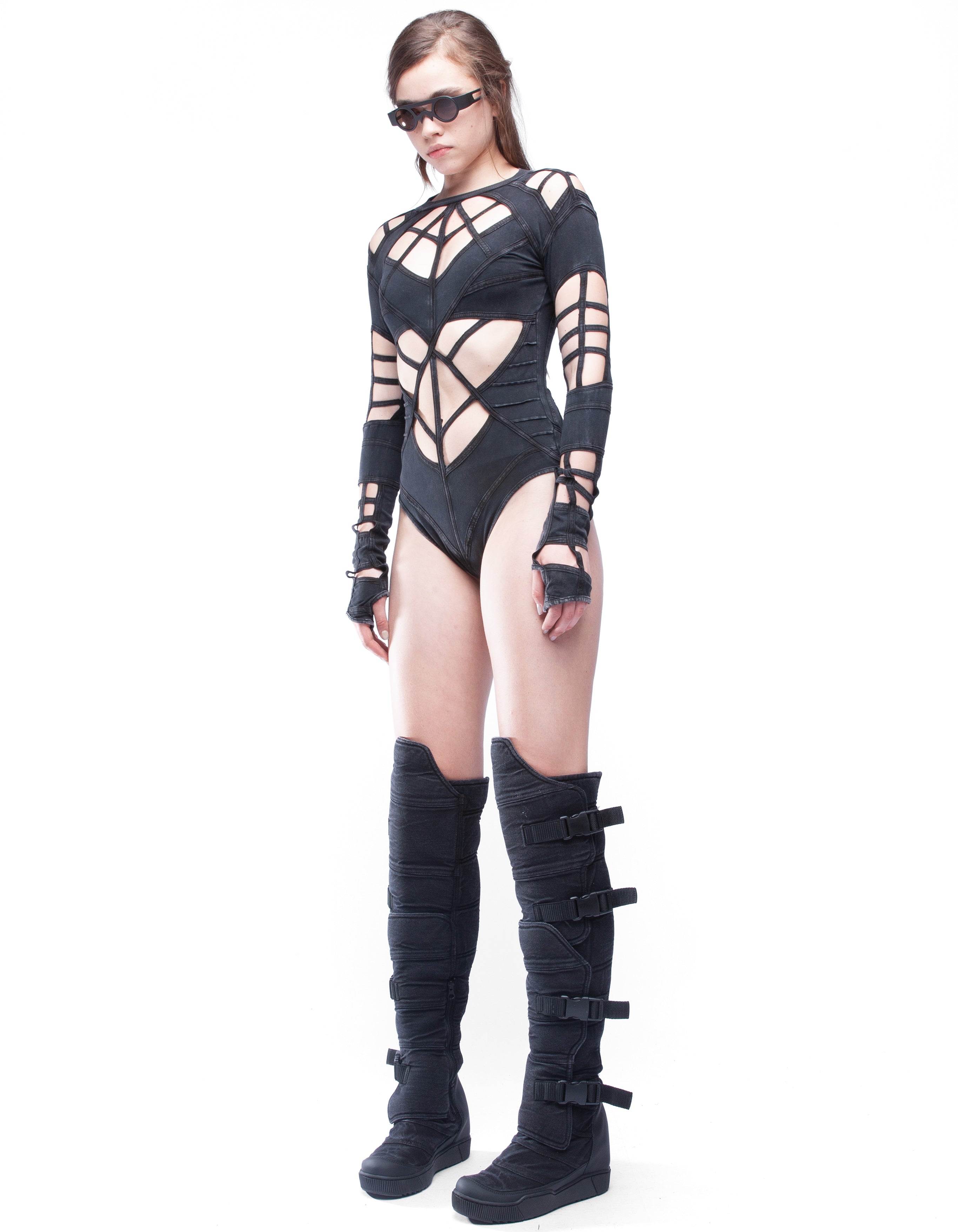 BODY SUIT CRYSTAL CODE