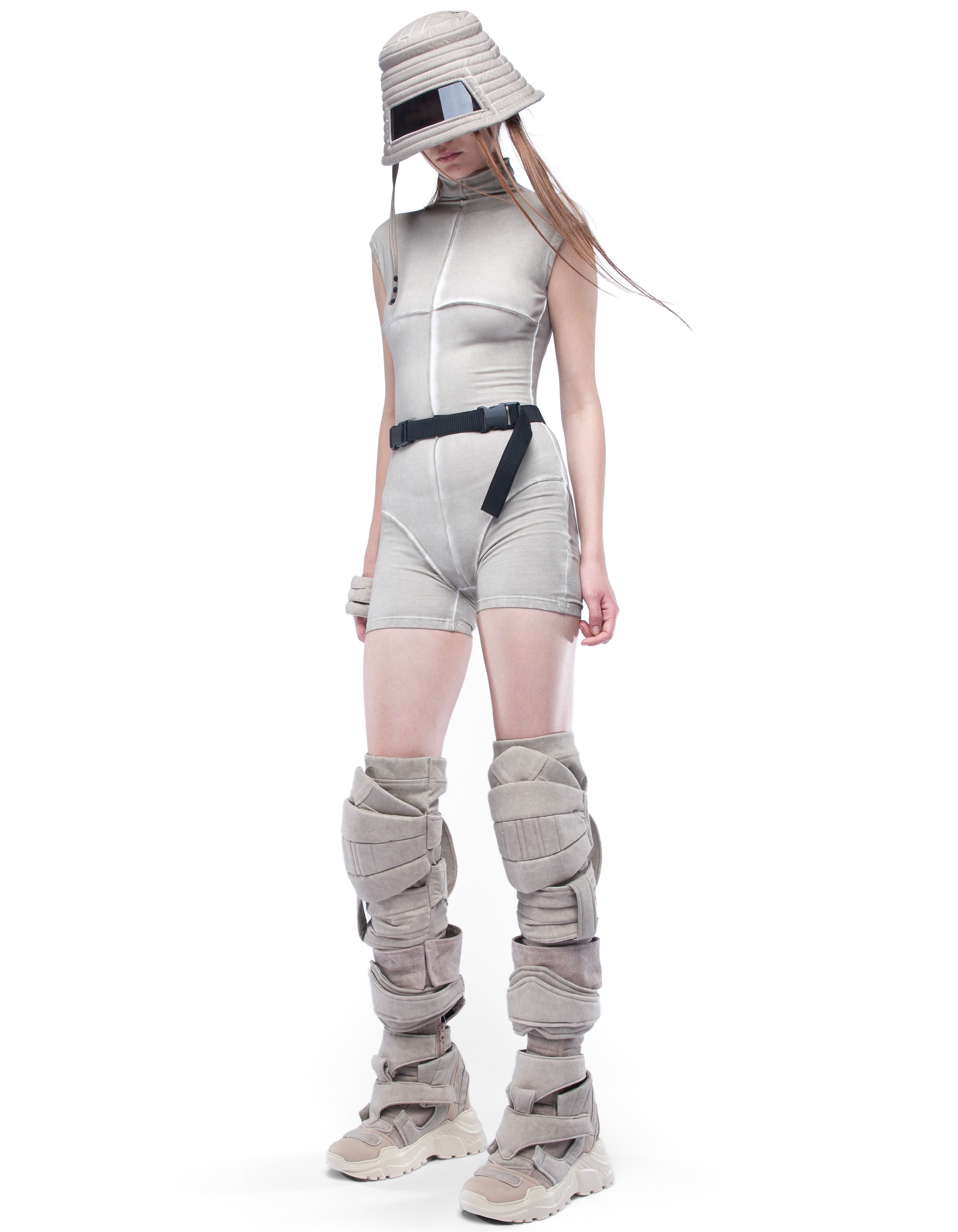 BODY SUIT LIGHT MASTER