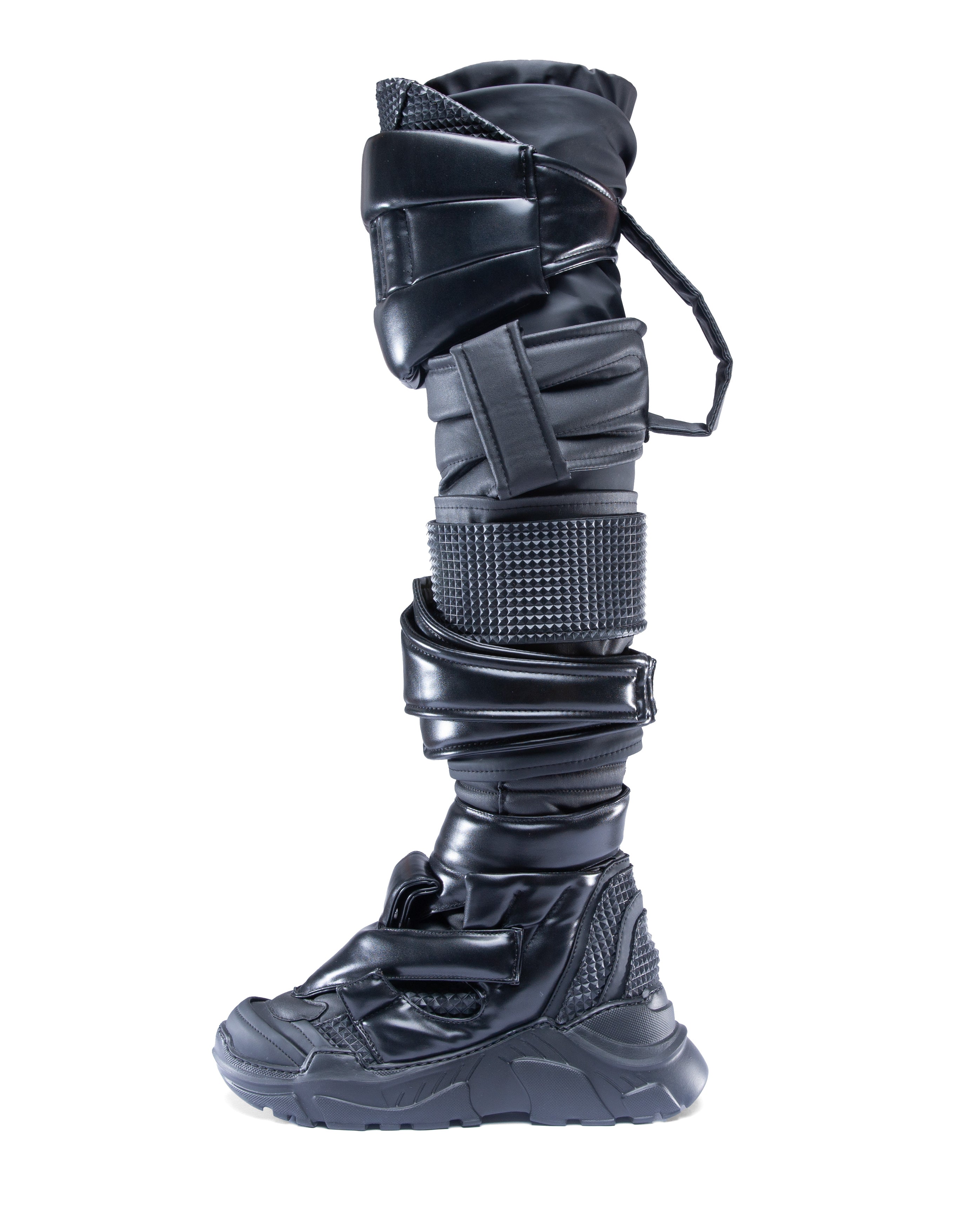 BOOTS HIGH TRANSMISSION