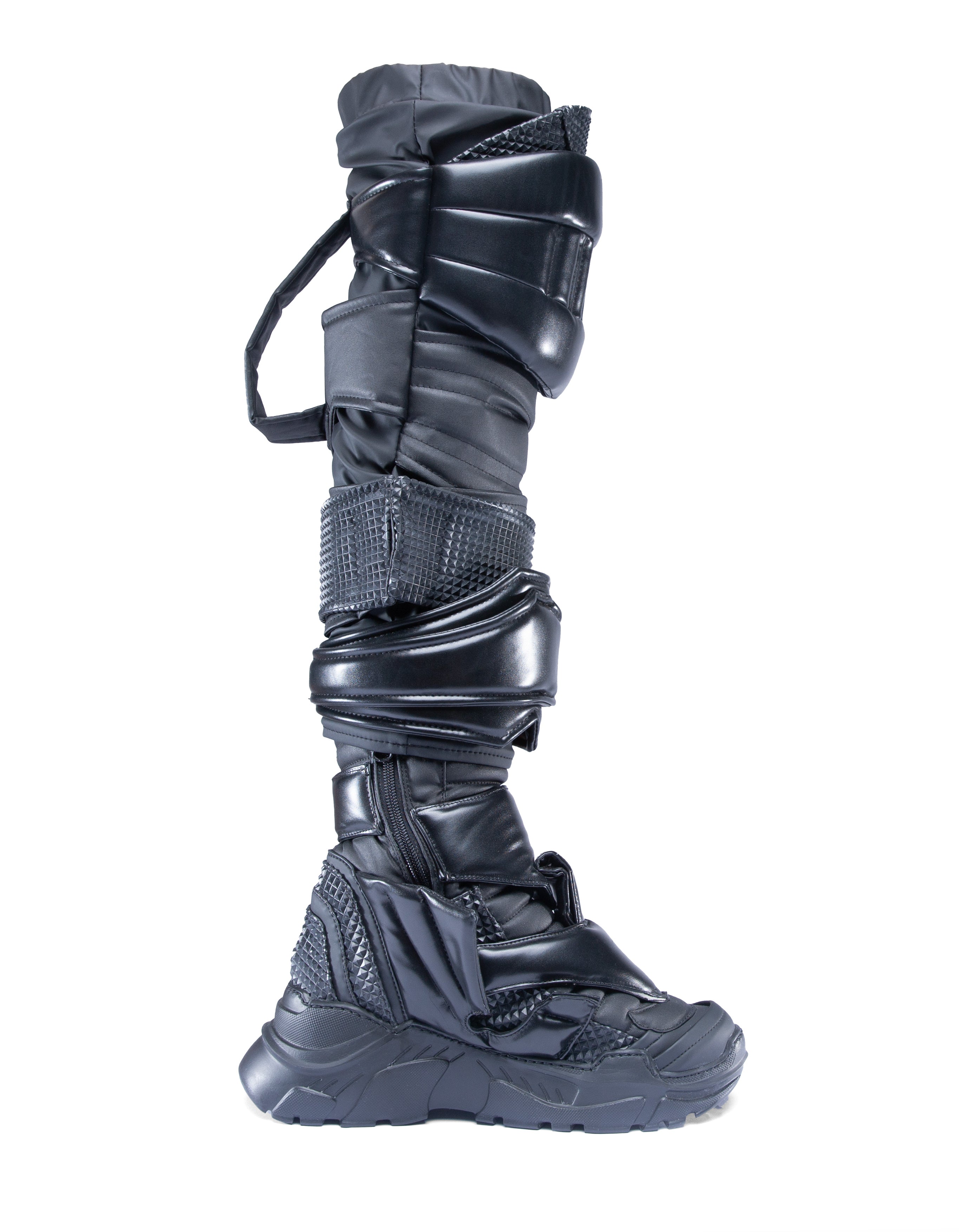 BOOTS HIGH TRANSMISSION