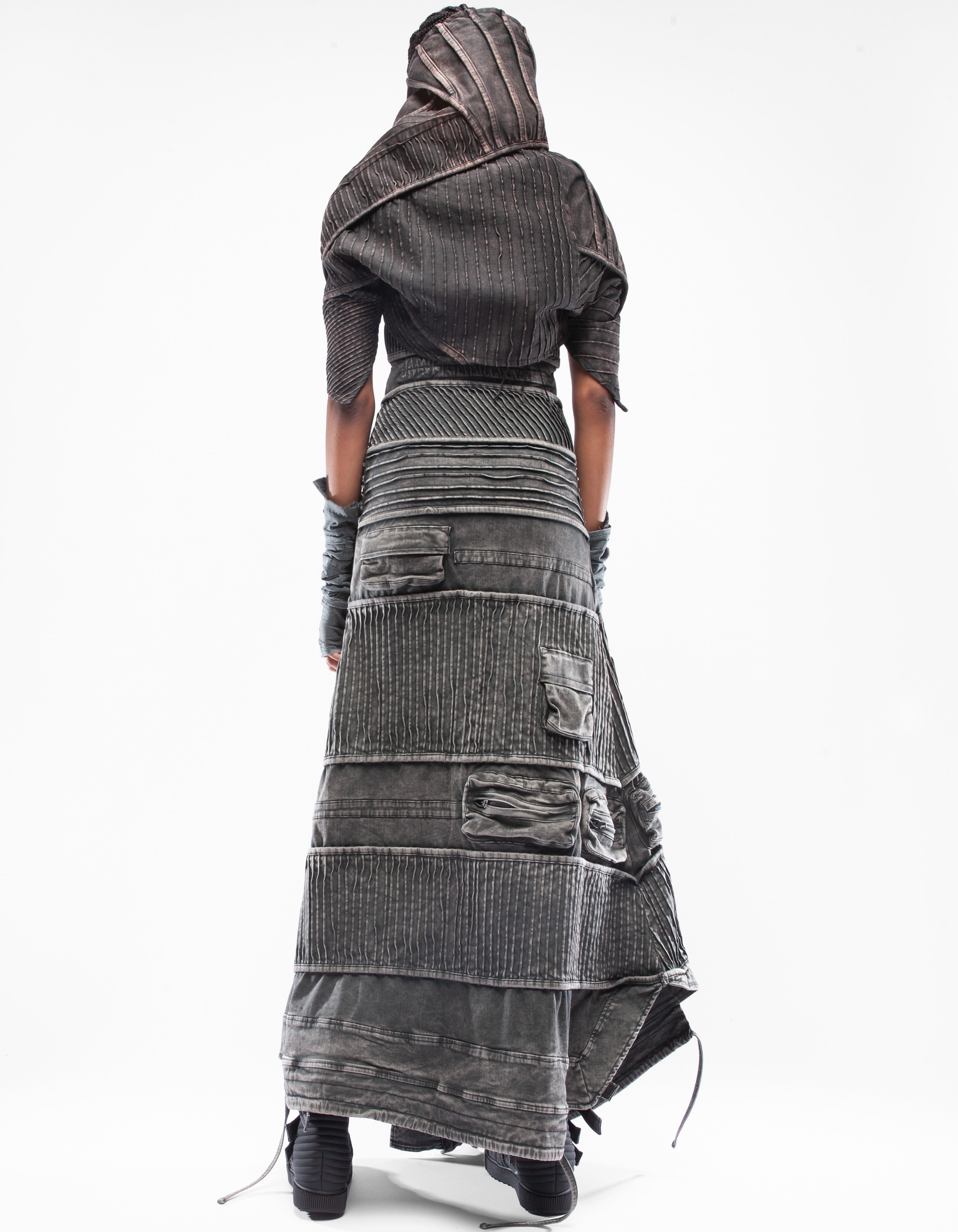 ROBE MANTEAU REBELLE