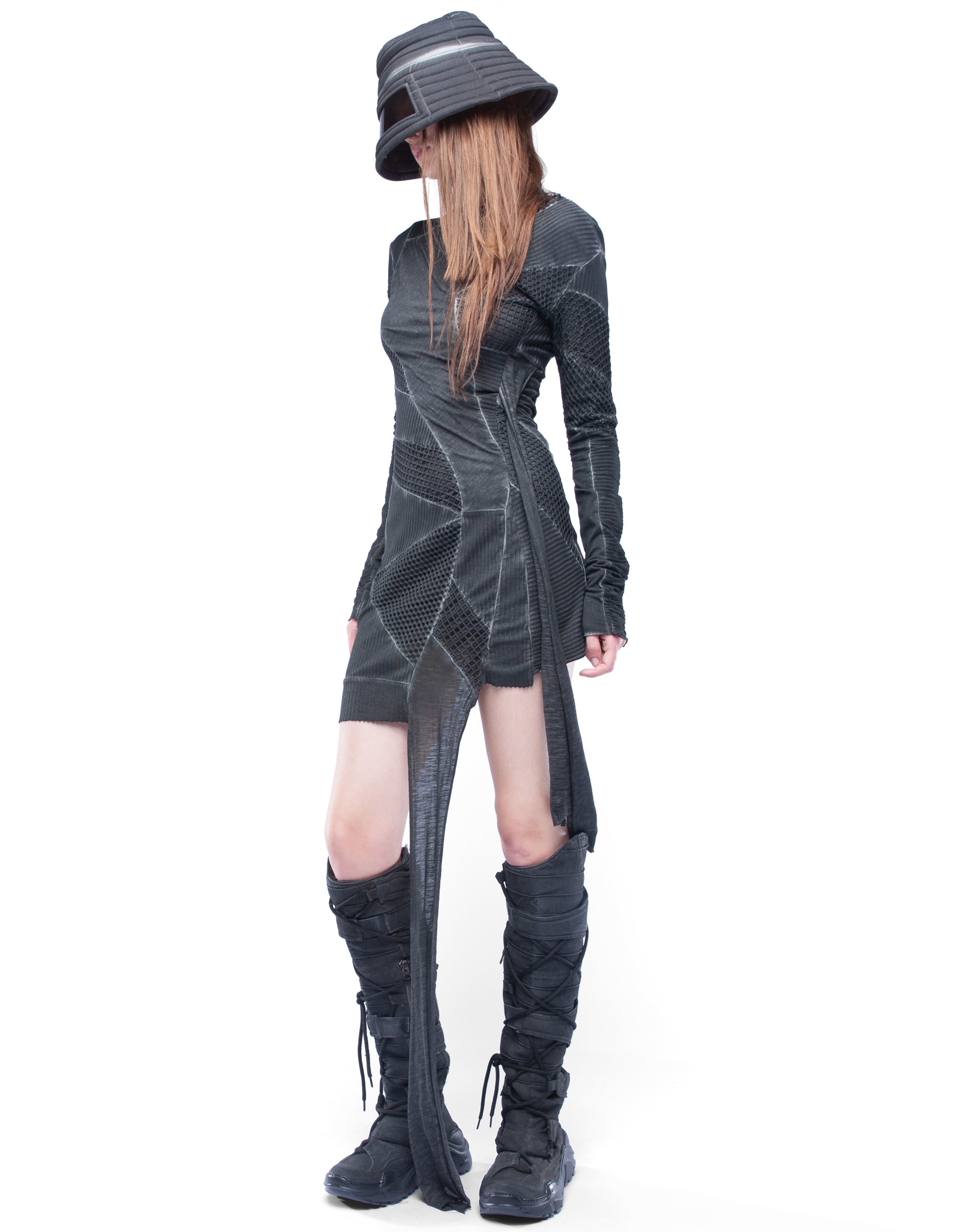 DRESS  FIT SEQUENCE