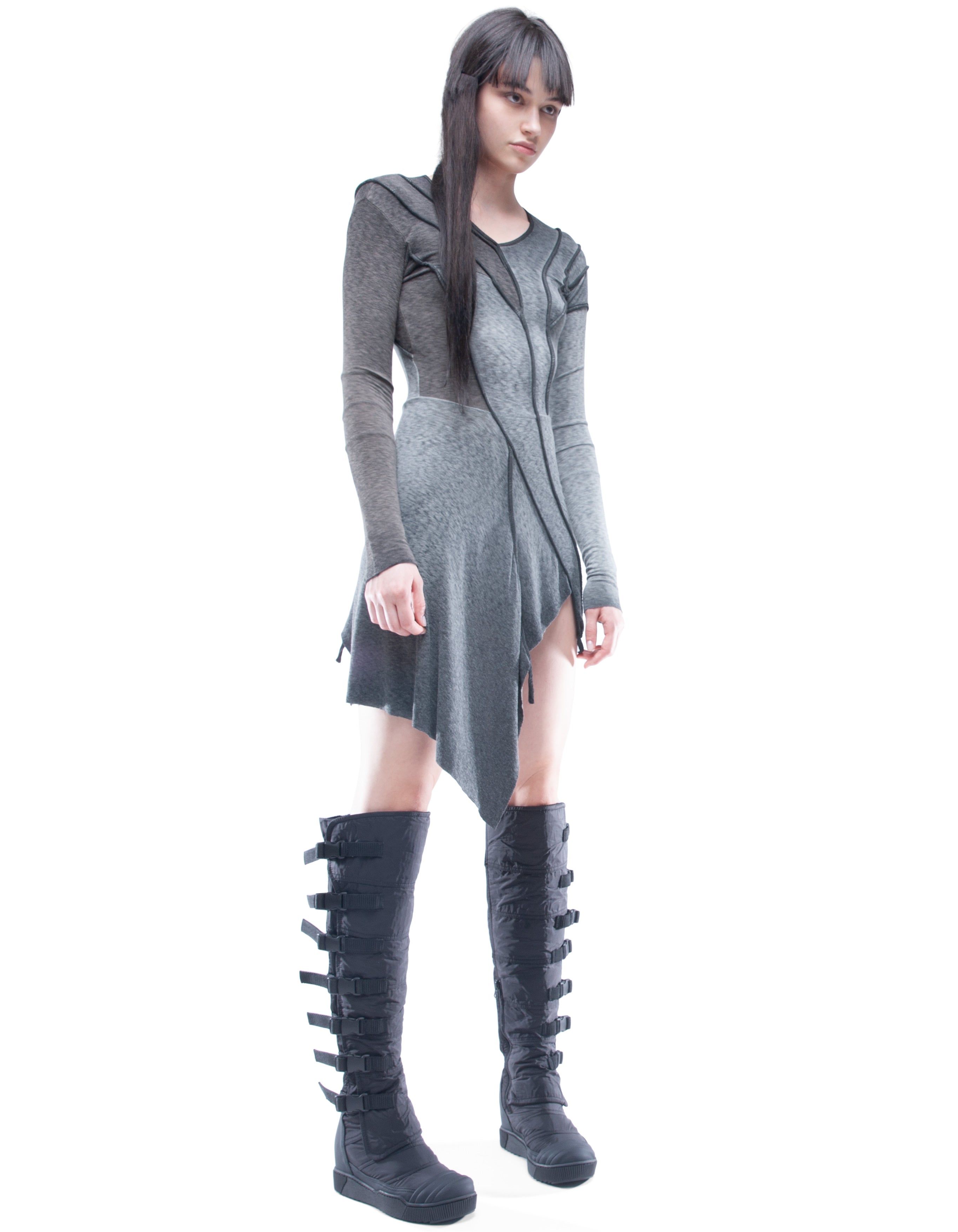 DRESS V SAISEI