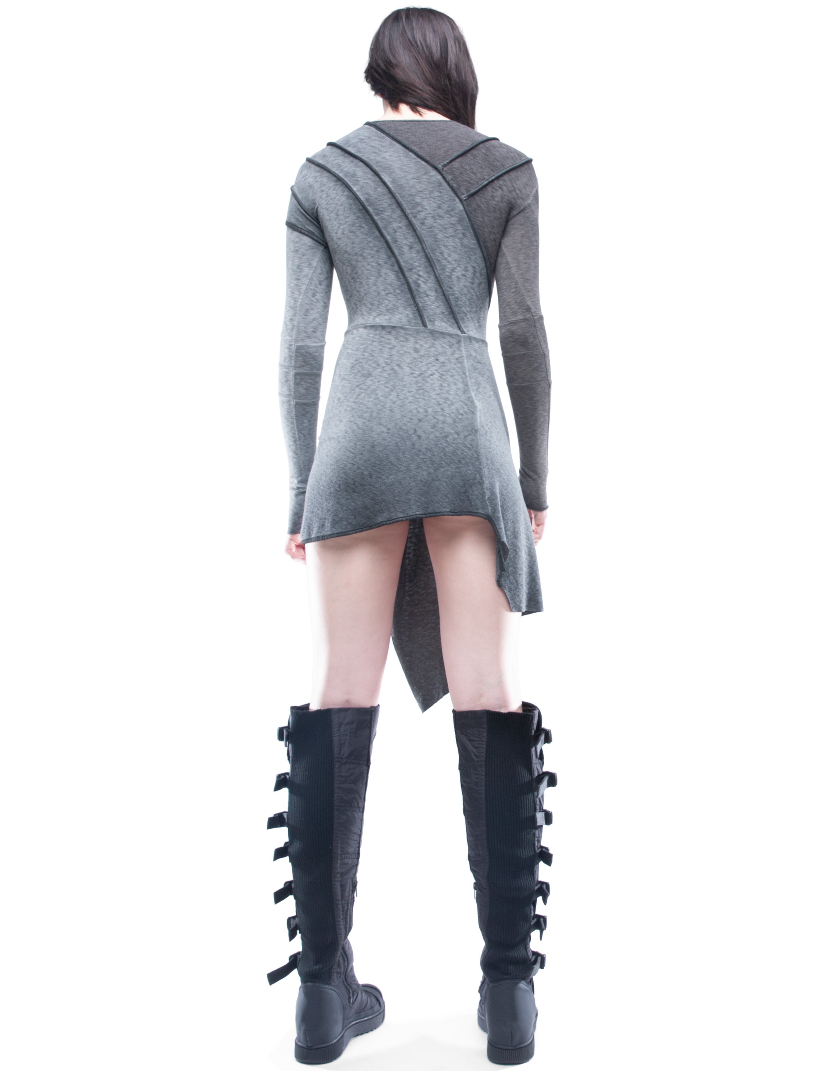 DRESS V SAISEI