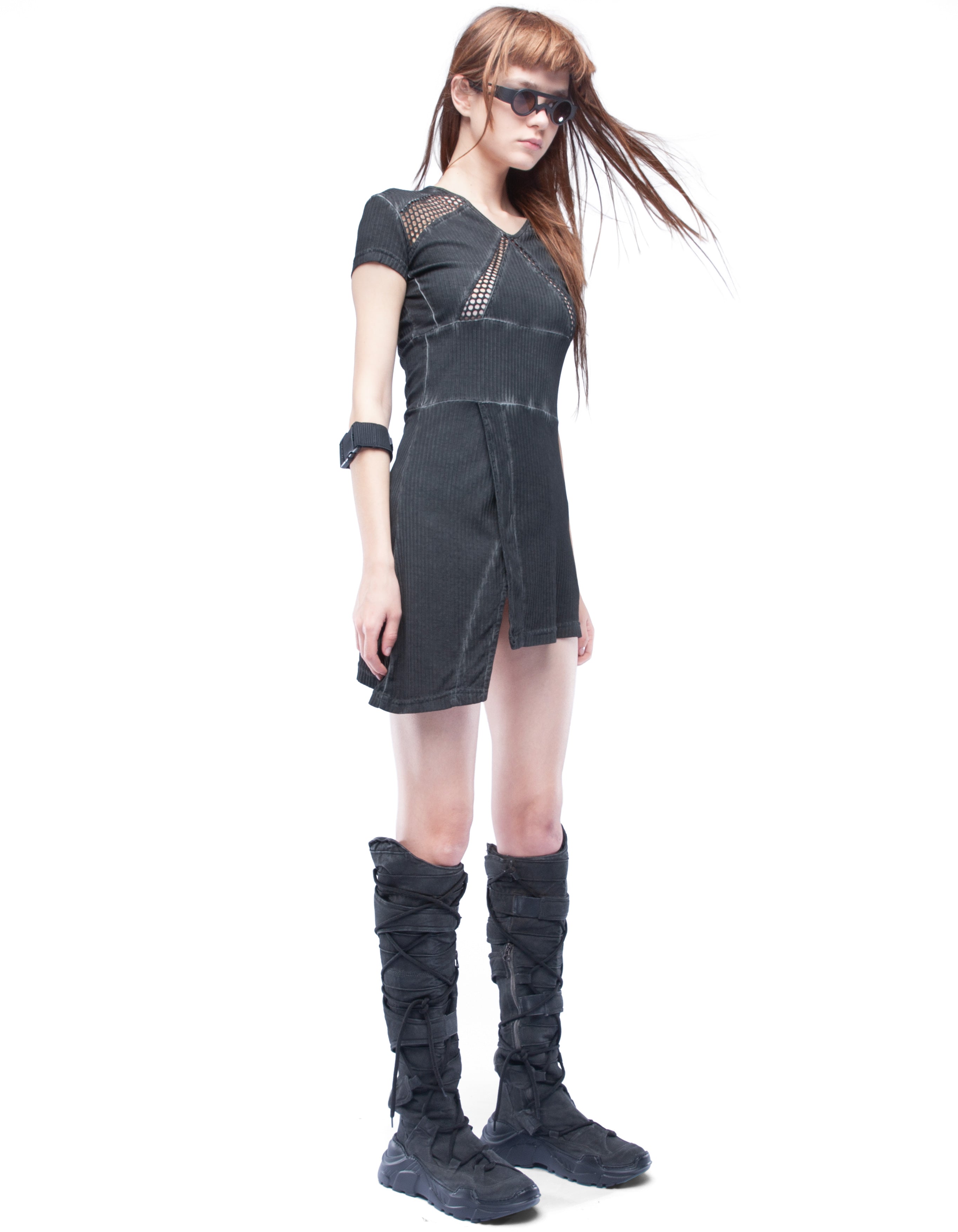 DRESS  SHORT SEQUENCE