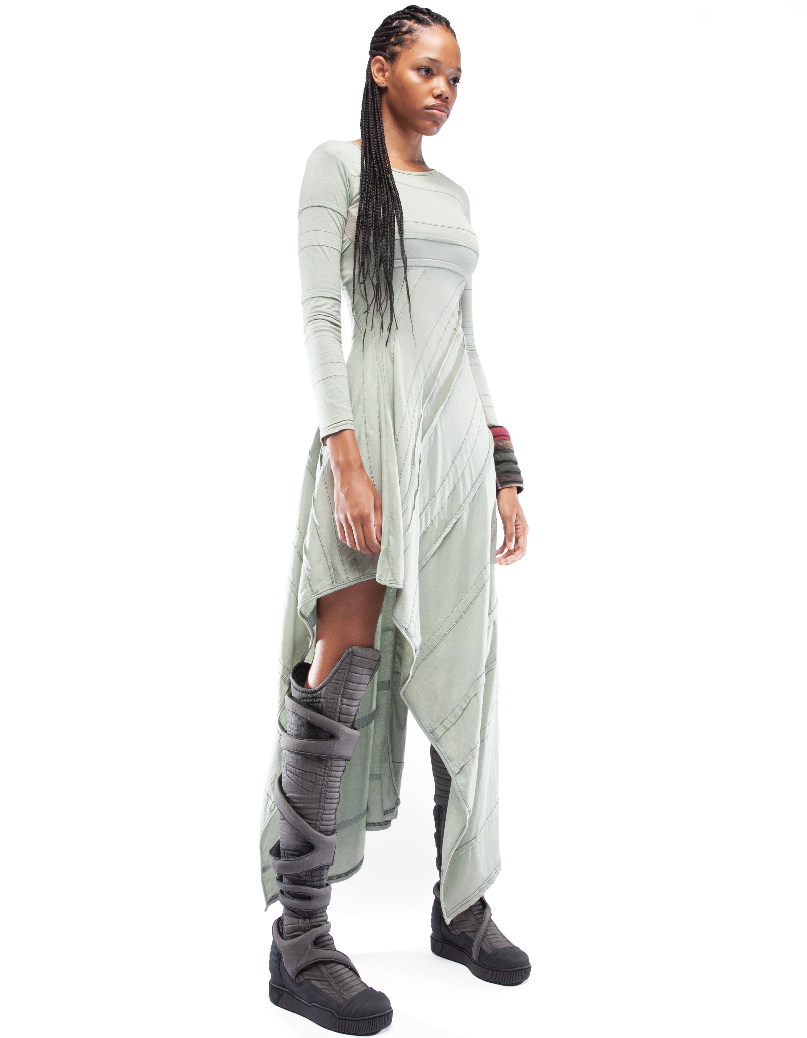DRESS WIND