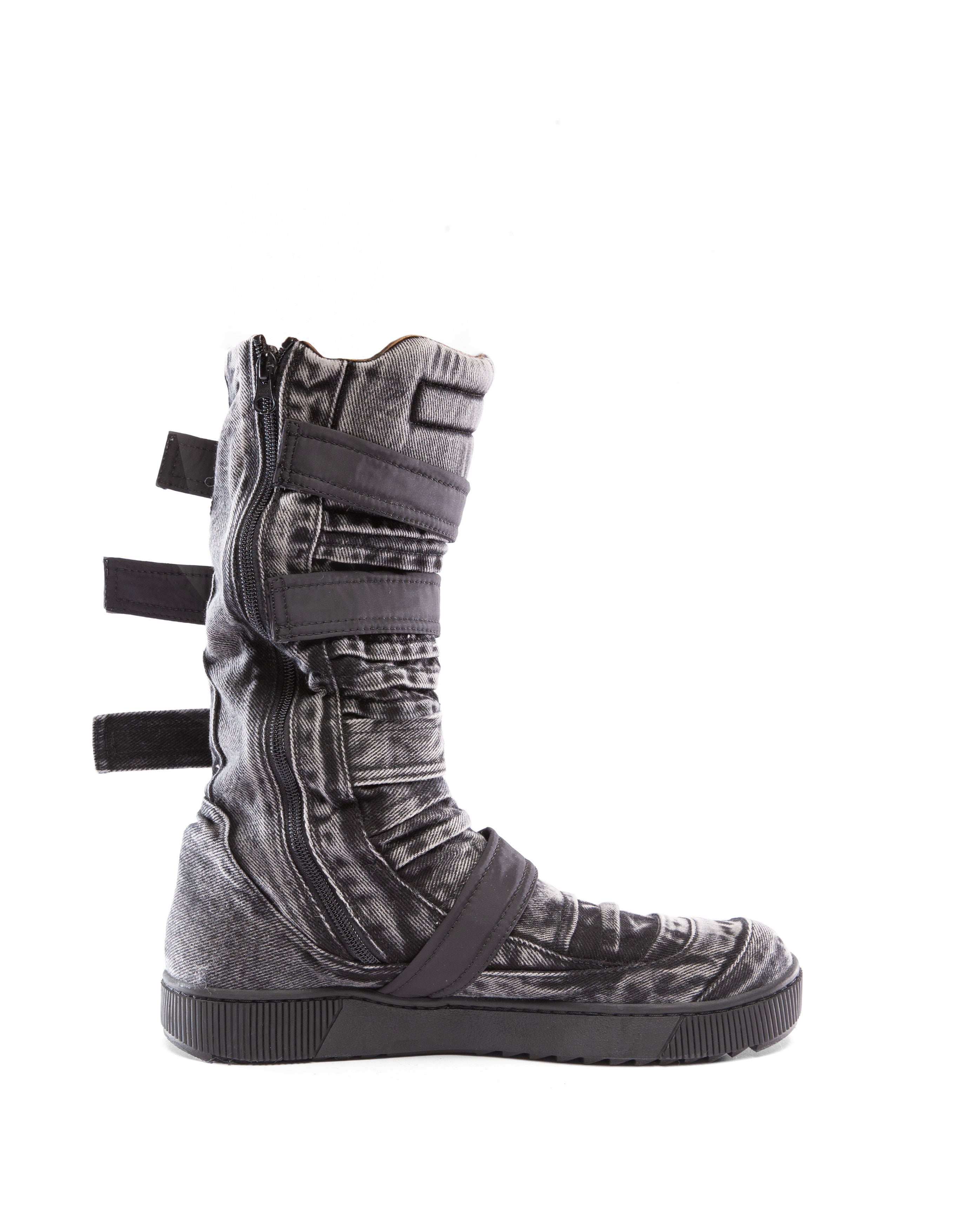 EARTH ROVERS HIGH M