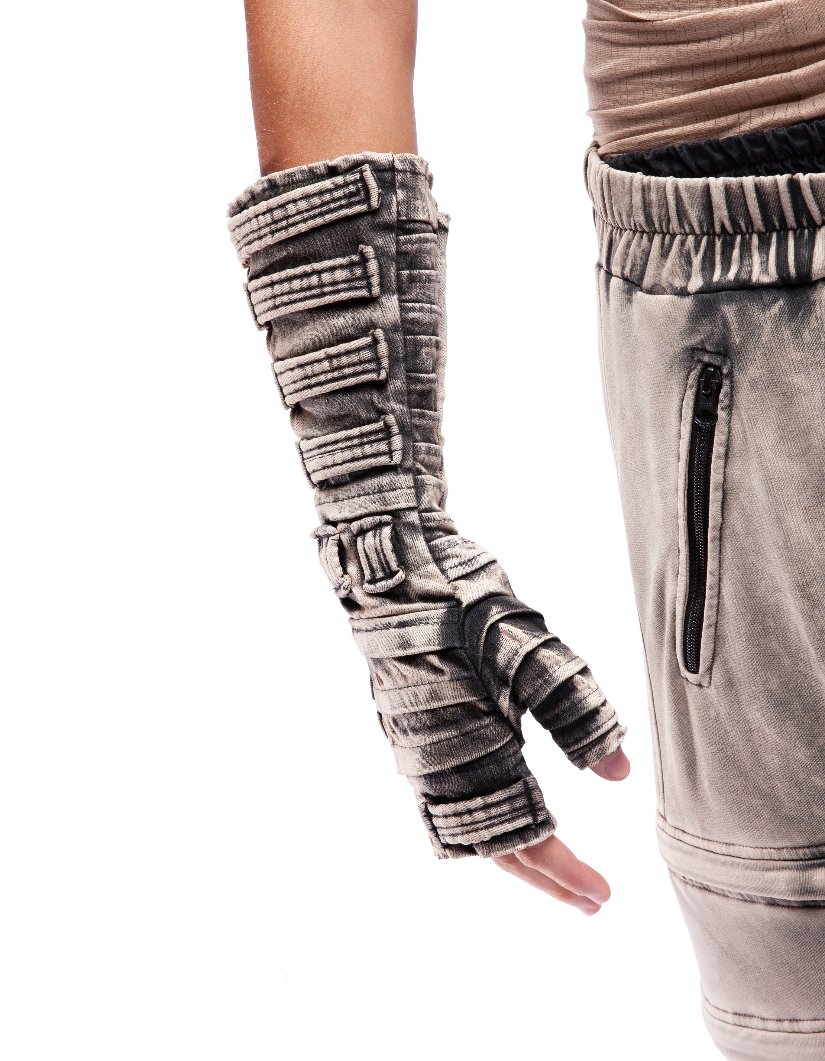 GLOVES DIMENSION M