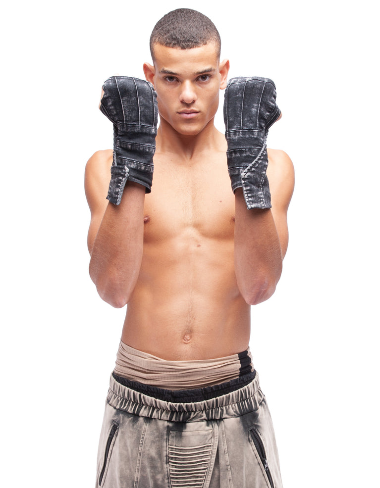 GLOVES ELEVATION