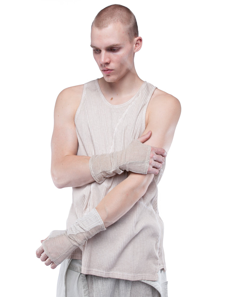 GLOVES SEQUENCE