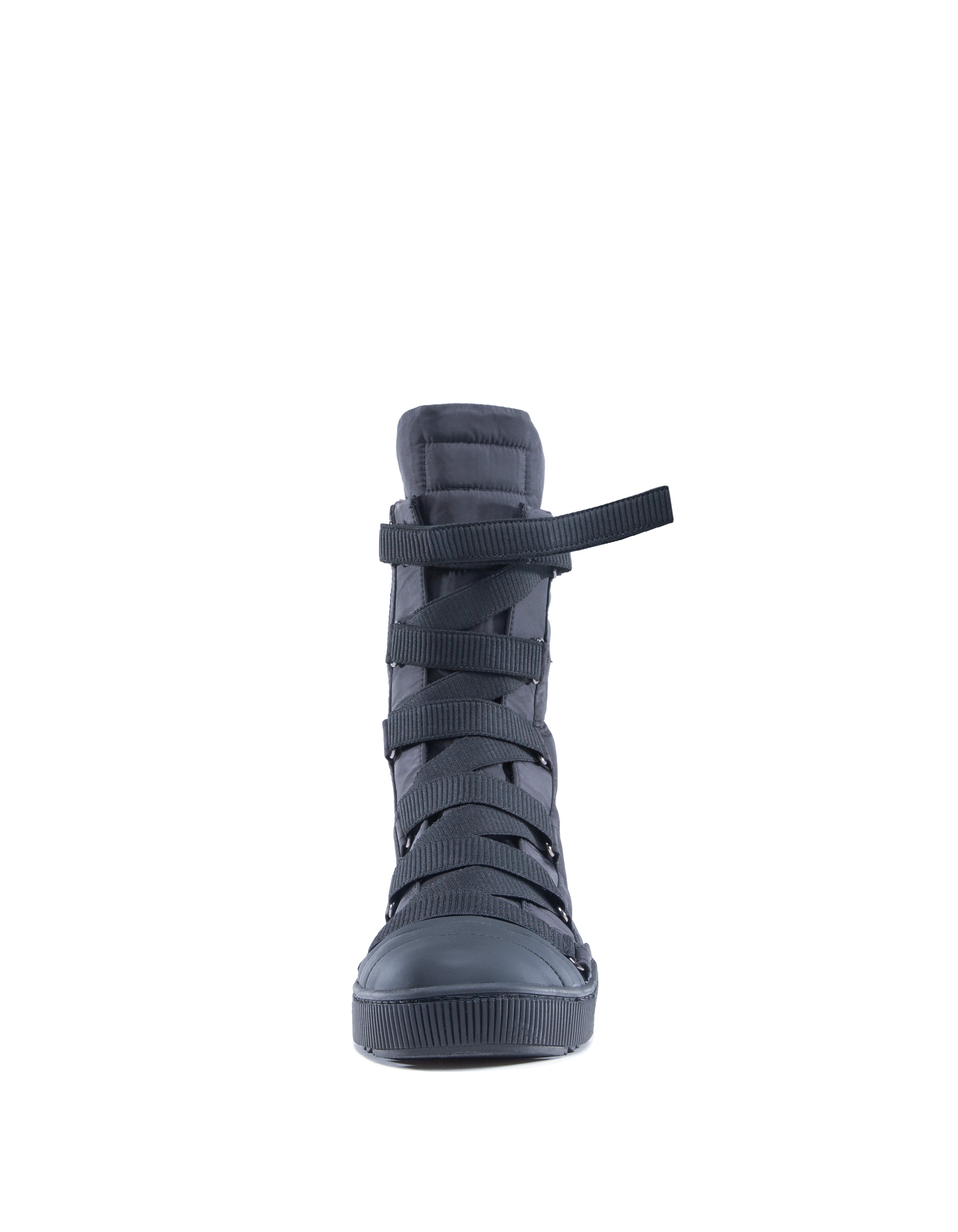 HIGH TOPS GENE M