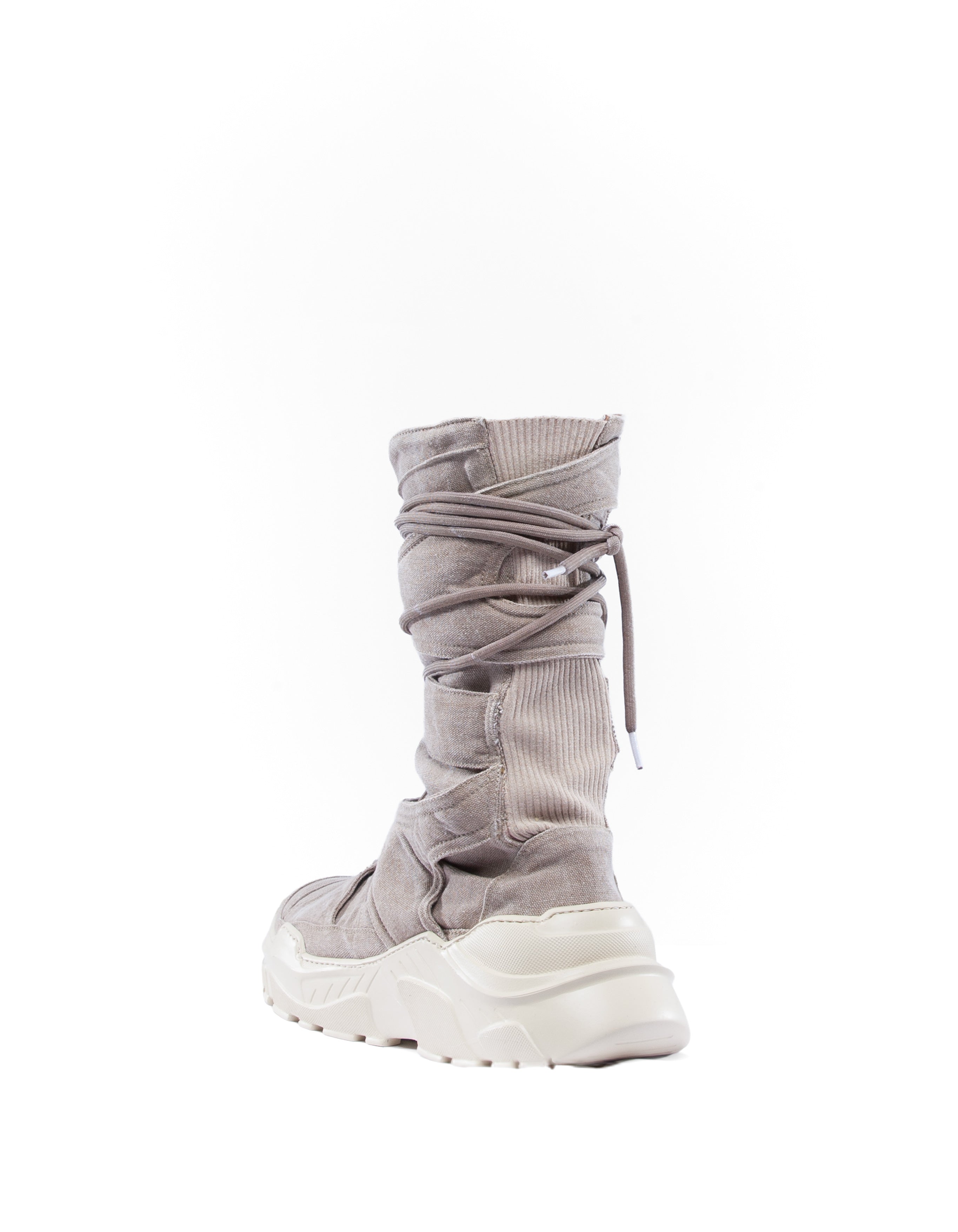 HIGH TOPS SANDCRAFT