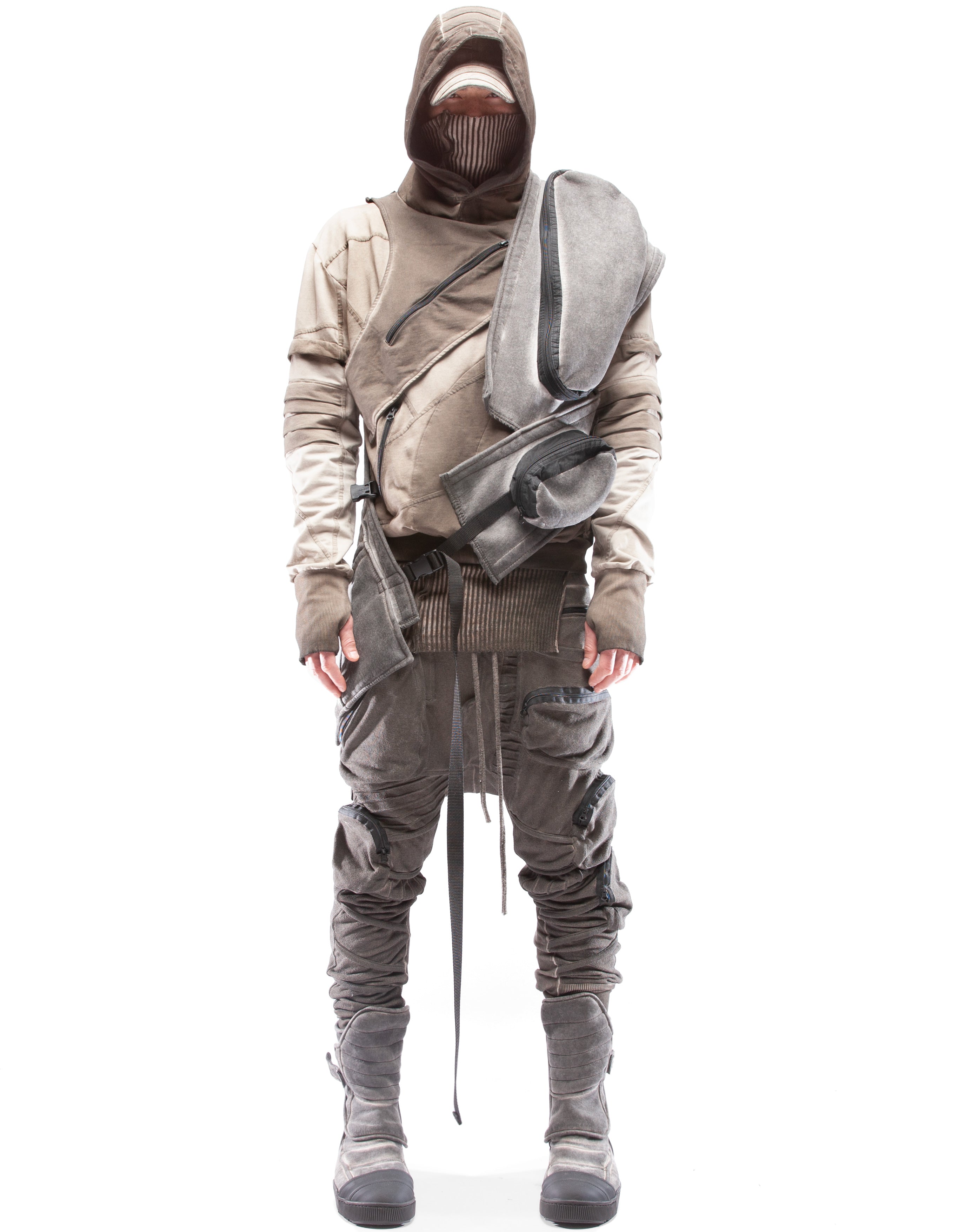 HOODY TELLURIAN