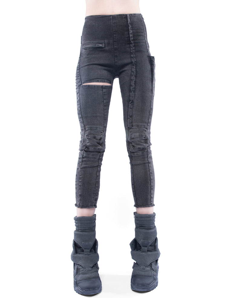 JEANS RECONSTRUCT KNEES