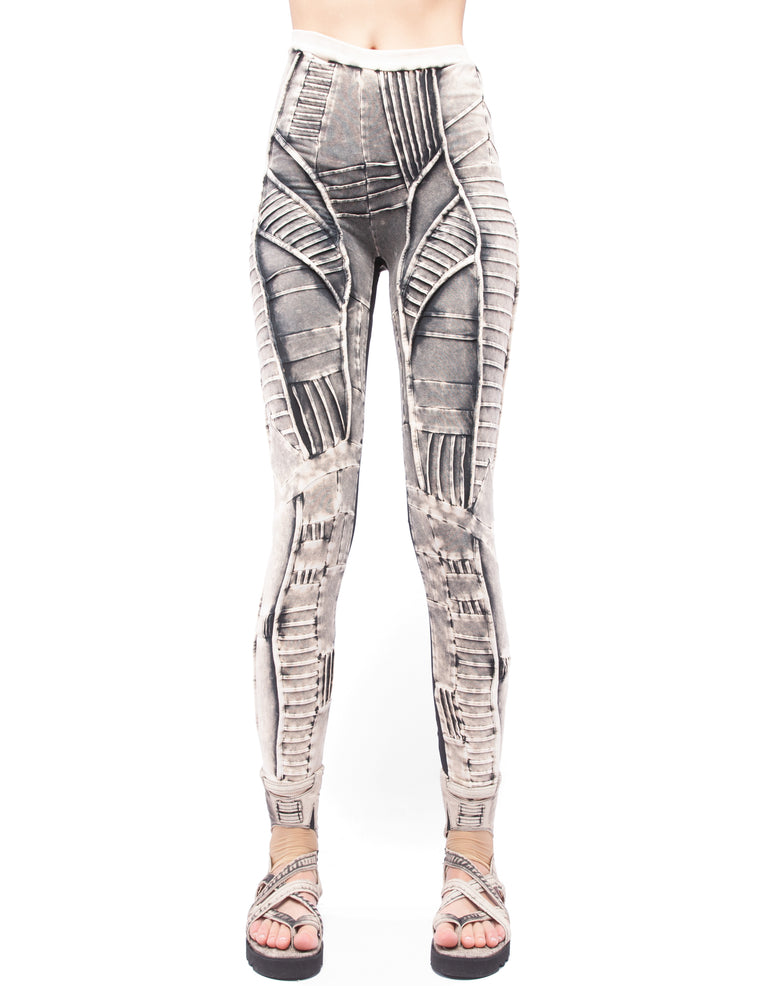 LEGGINGS BECOME