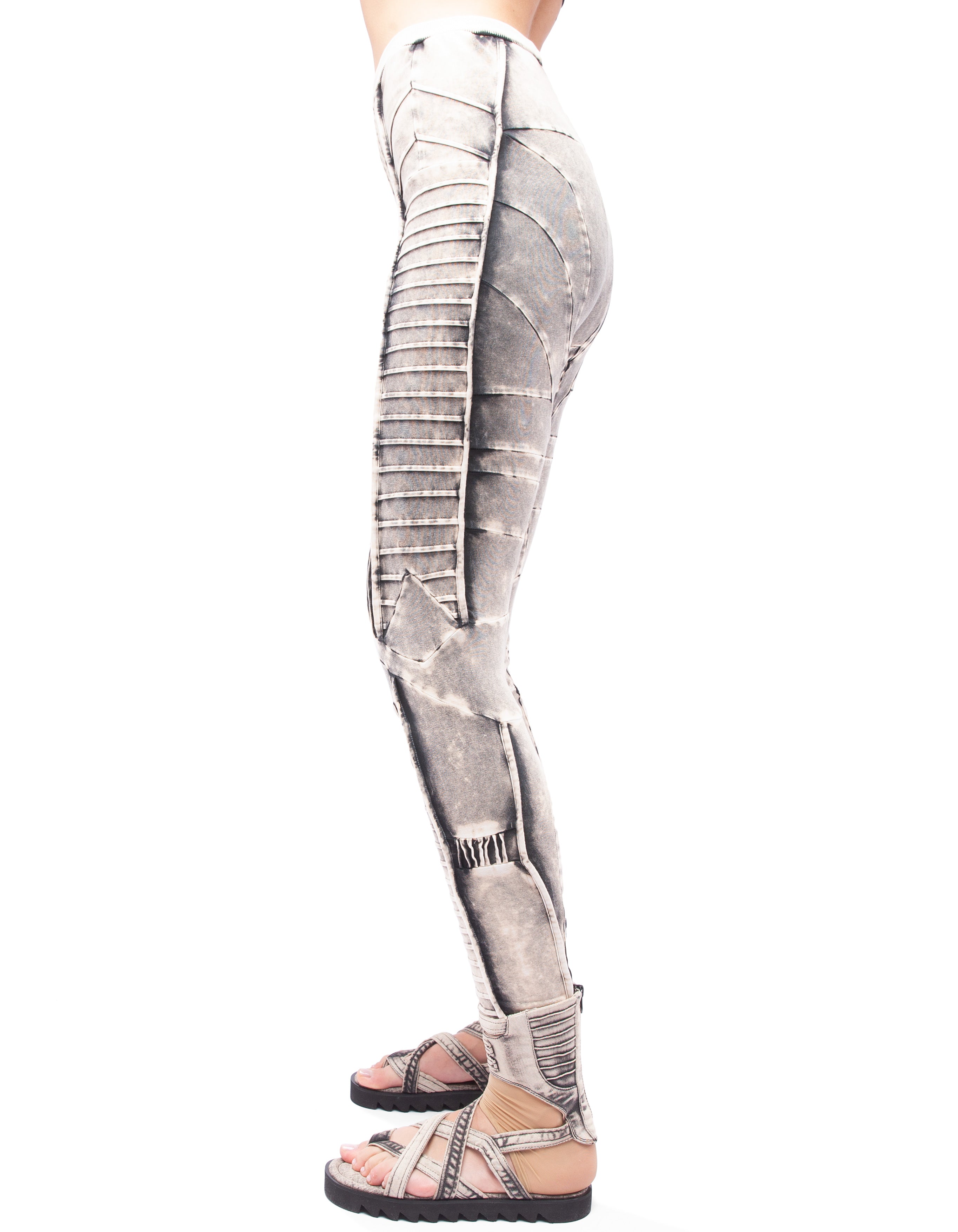 LEGGINGS BECOME