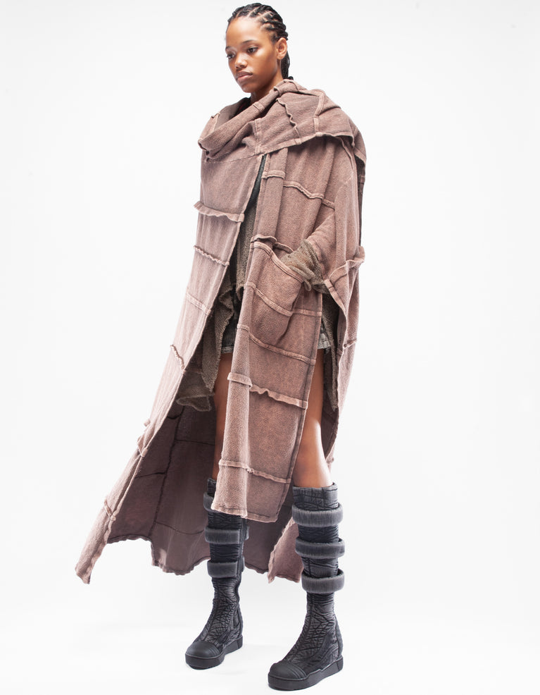 L'ERMITE DU MANTEAU