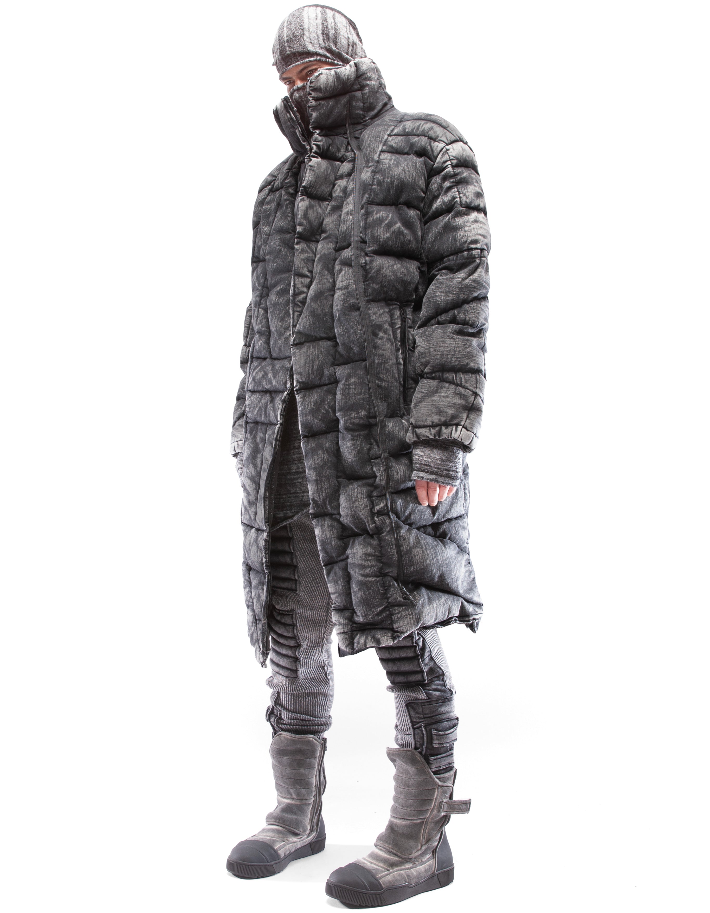OVER COAT CELL M