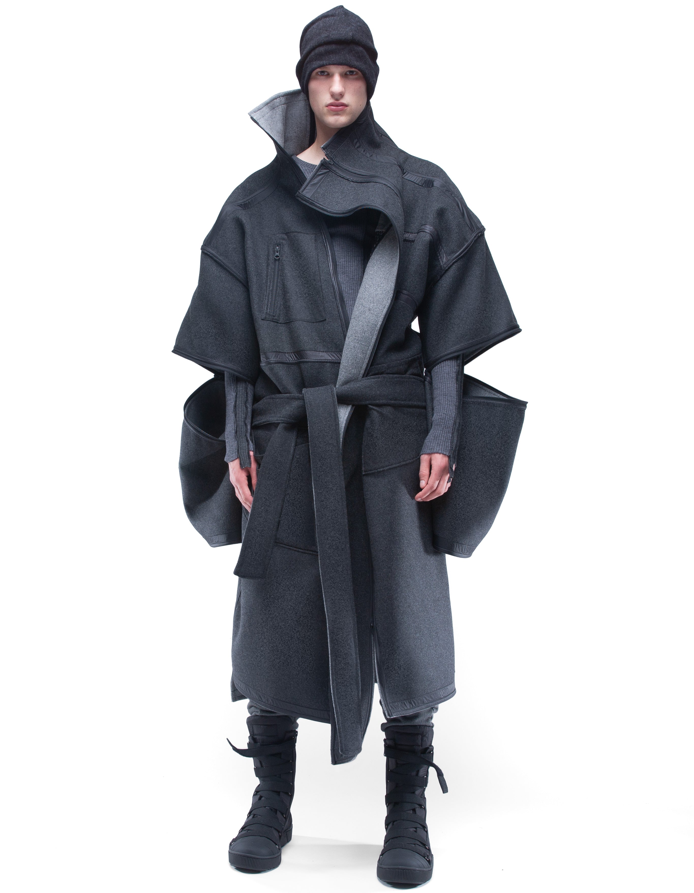 OVER COAT MONADA