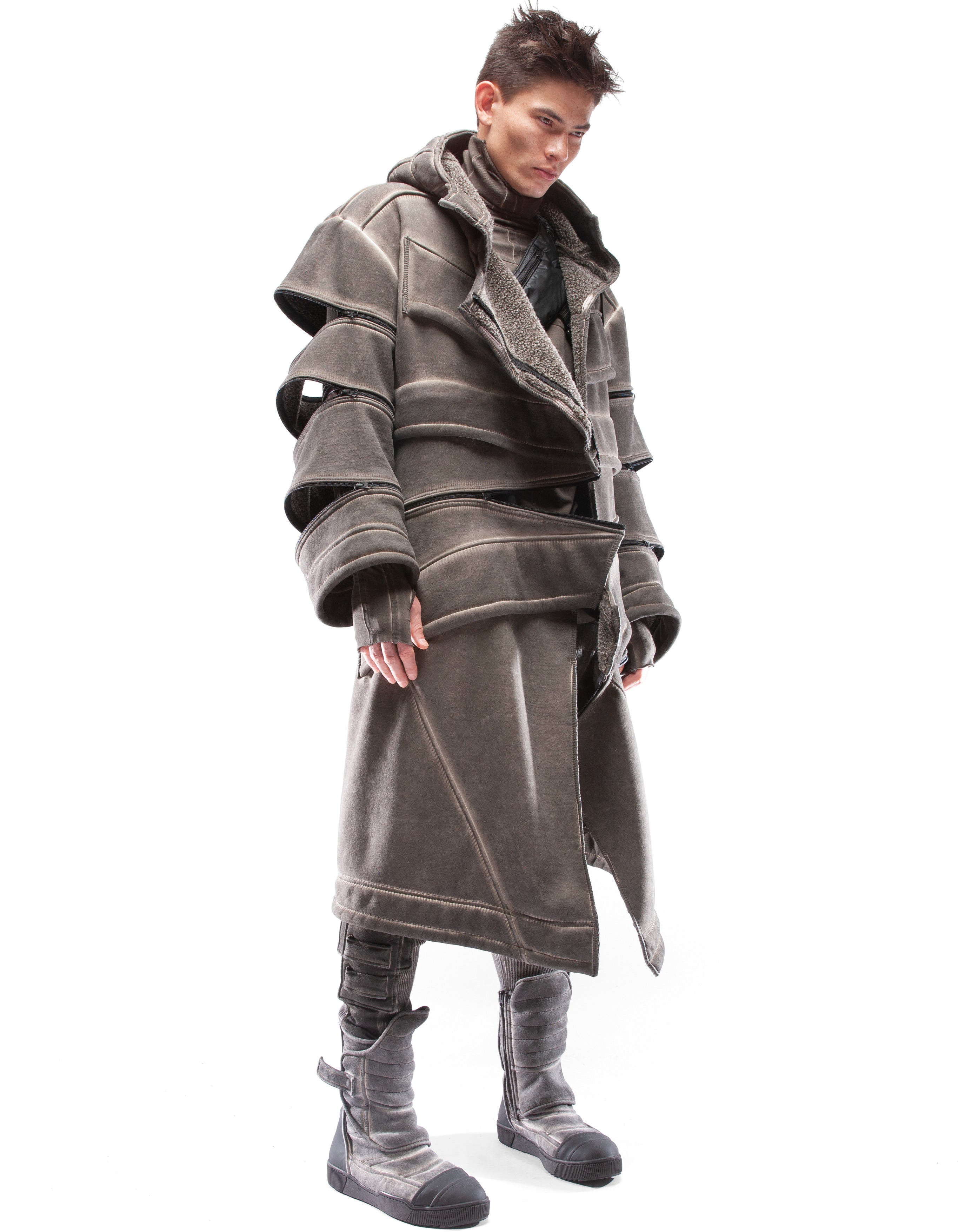 OVERCOAT ZAZEN М