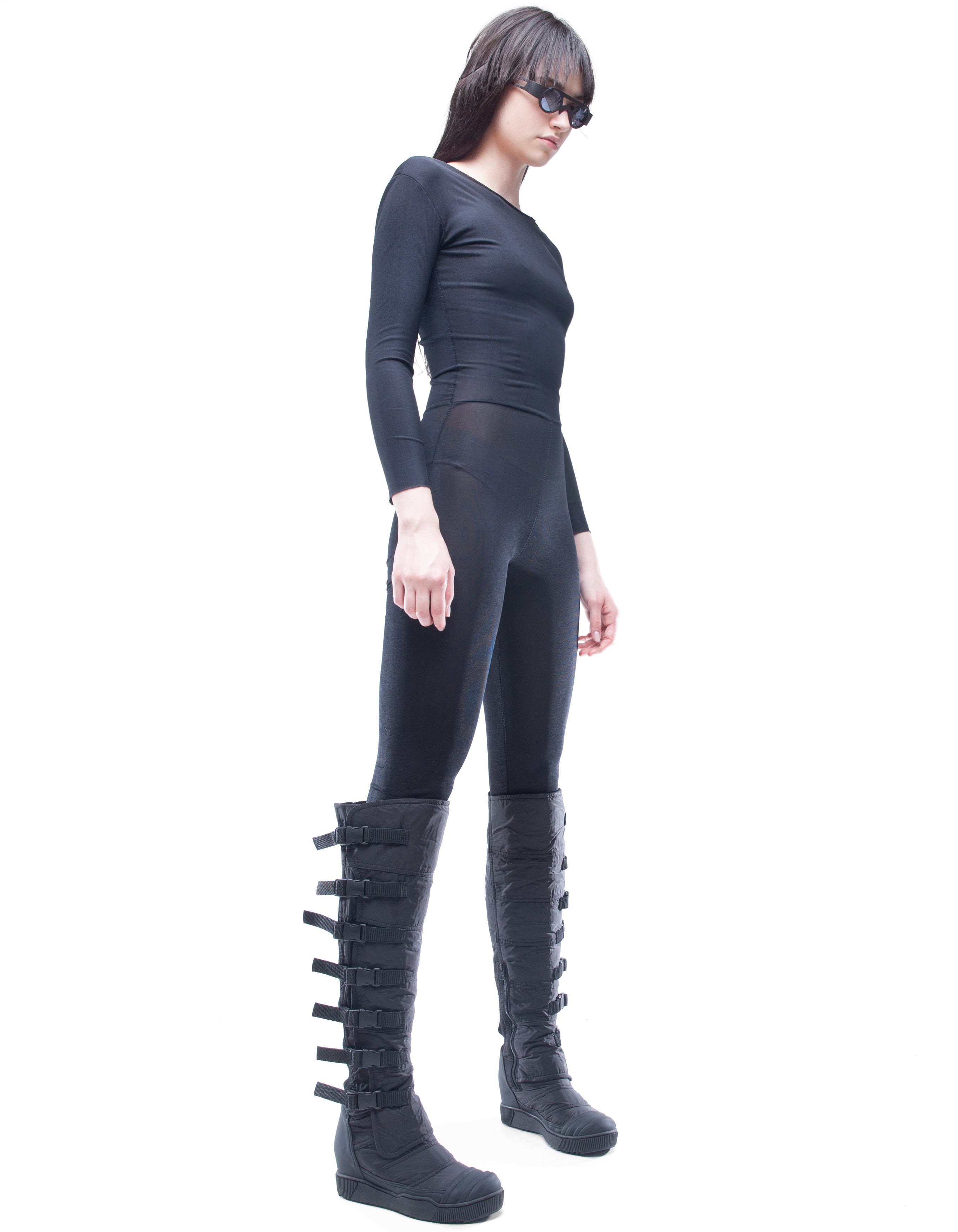 OVERALL BLACK FORM