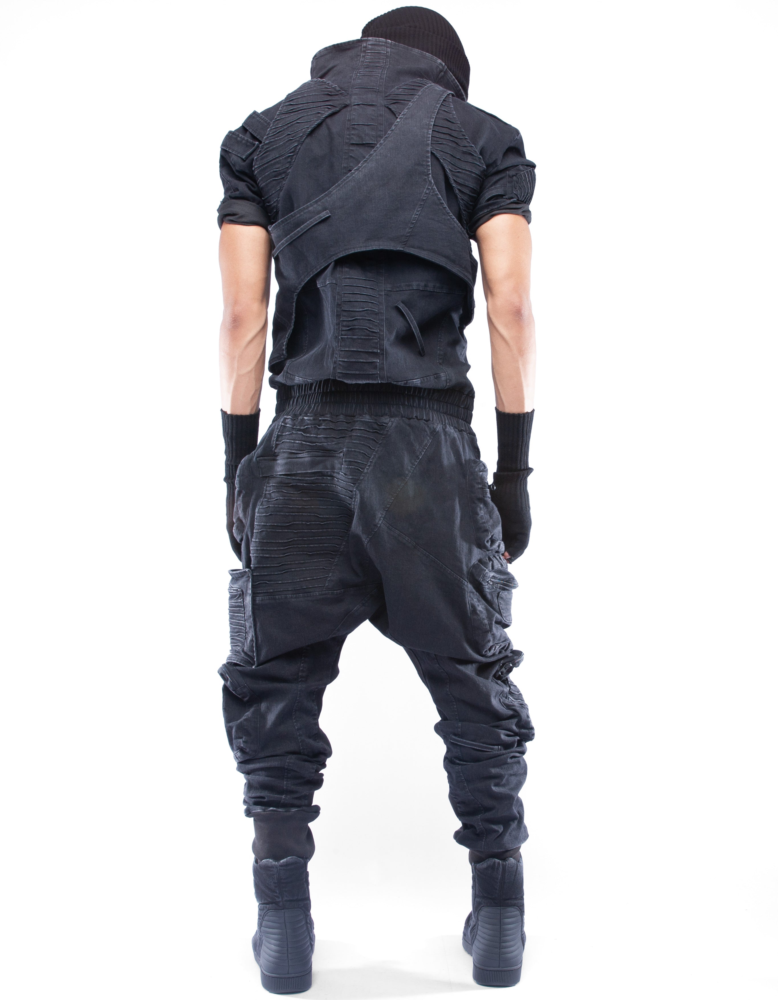 OVERALL CG OPERATOR