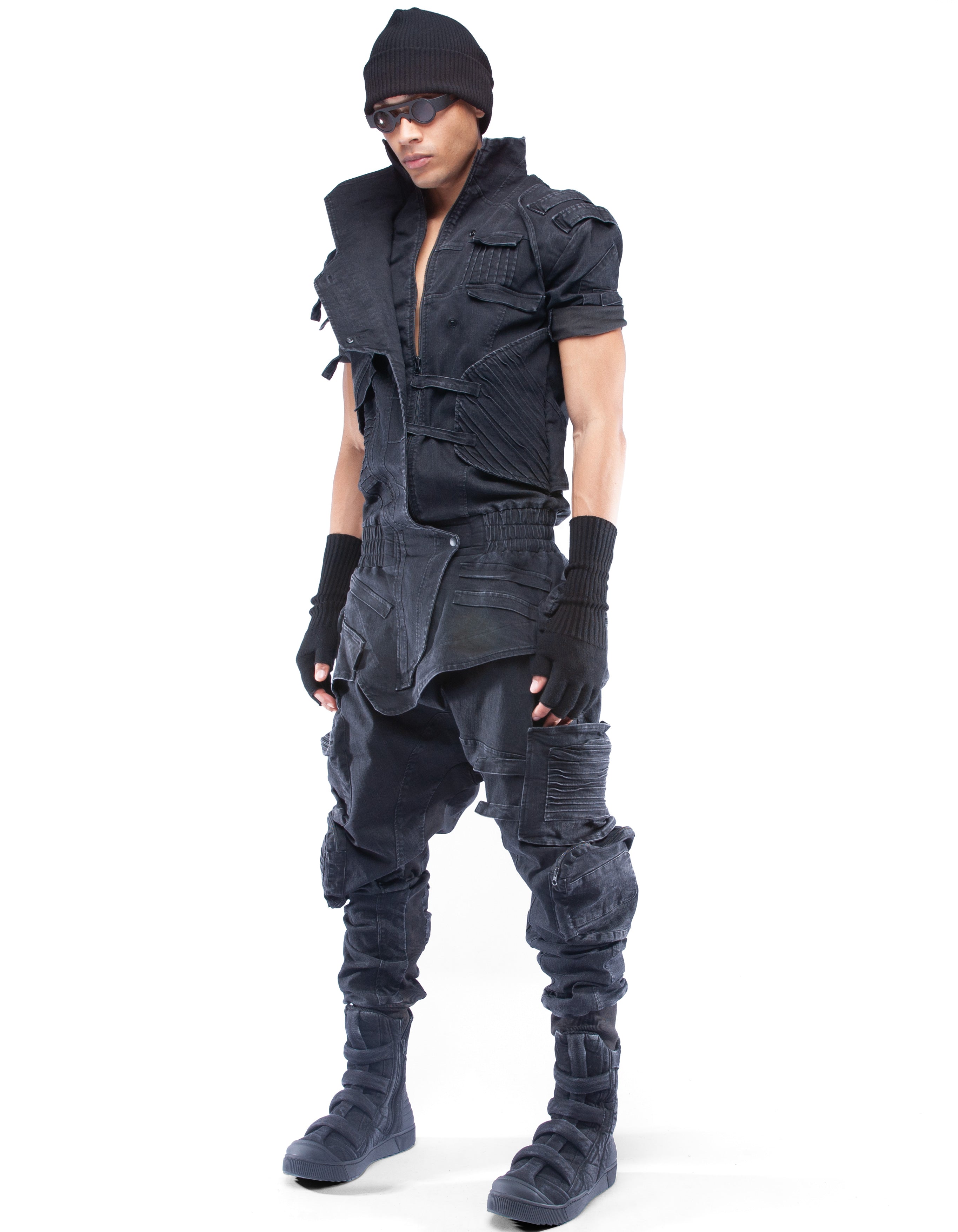 OVERALL CG OPERATOR