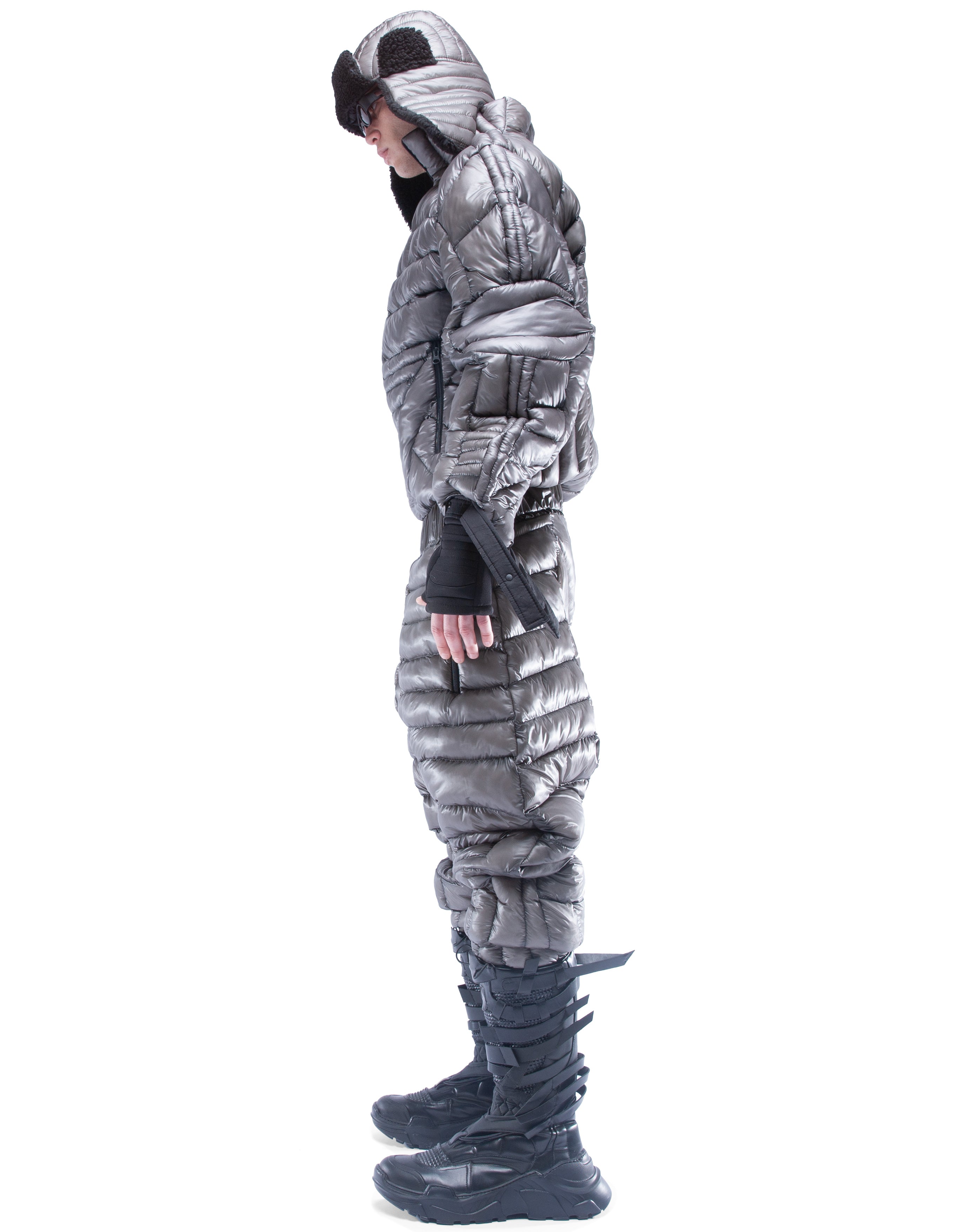 OVERALL SPACE NOMAD