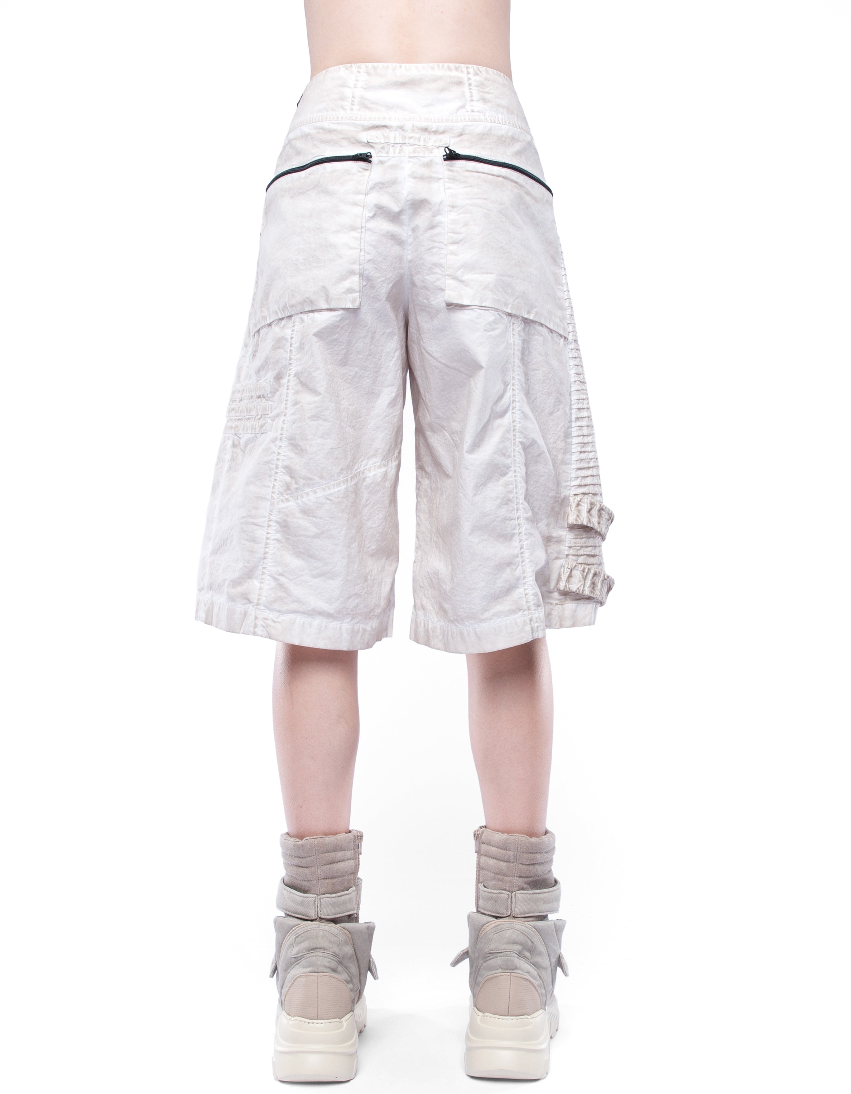PANTS LINE DEFENDER