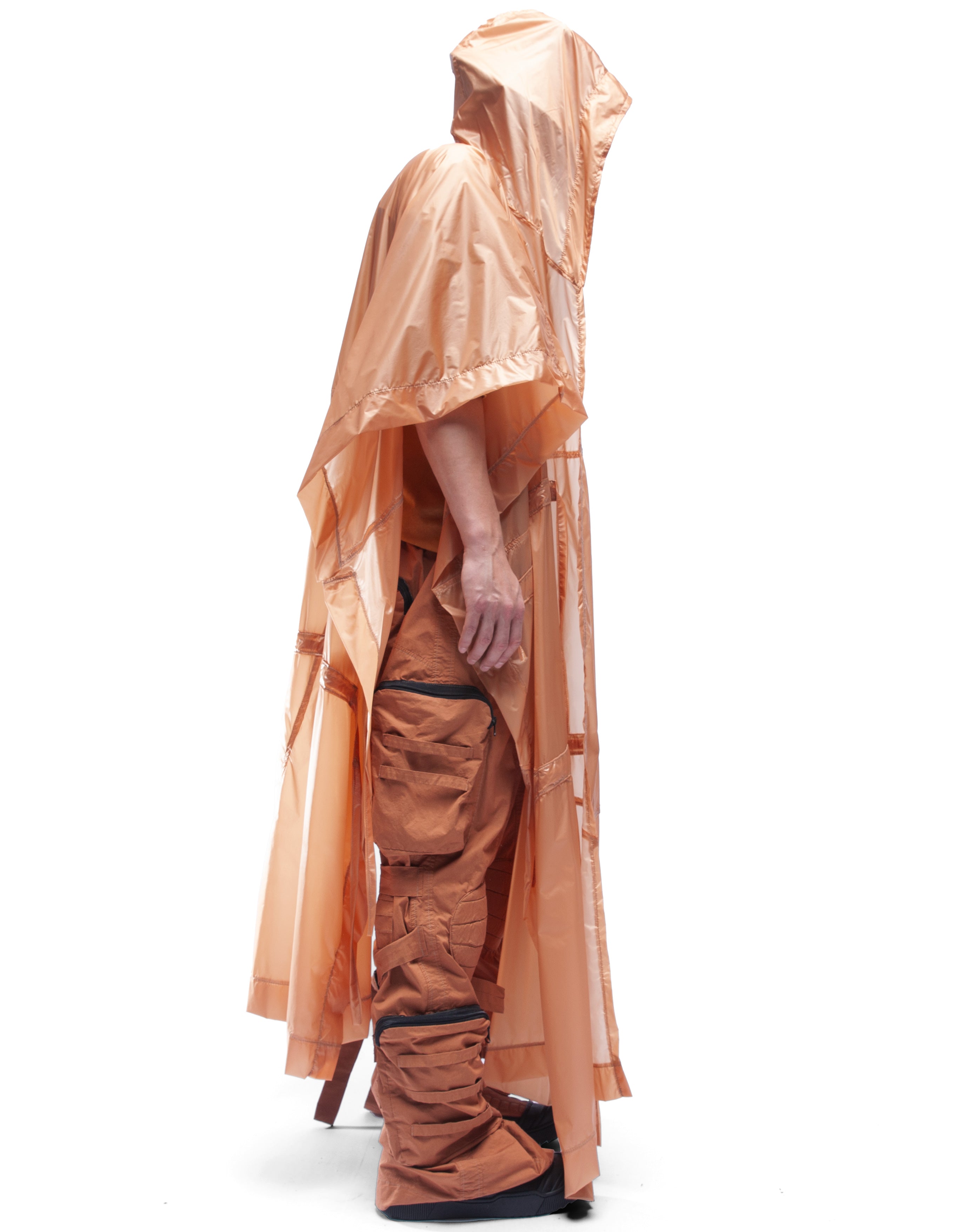 RAIN CAPE ARISE