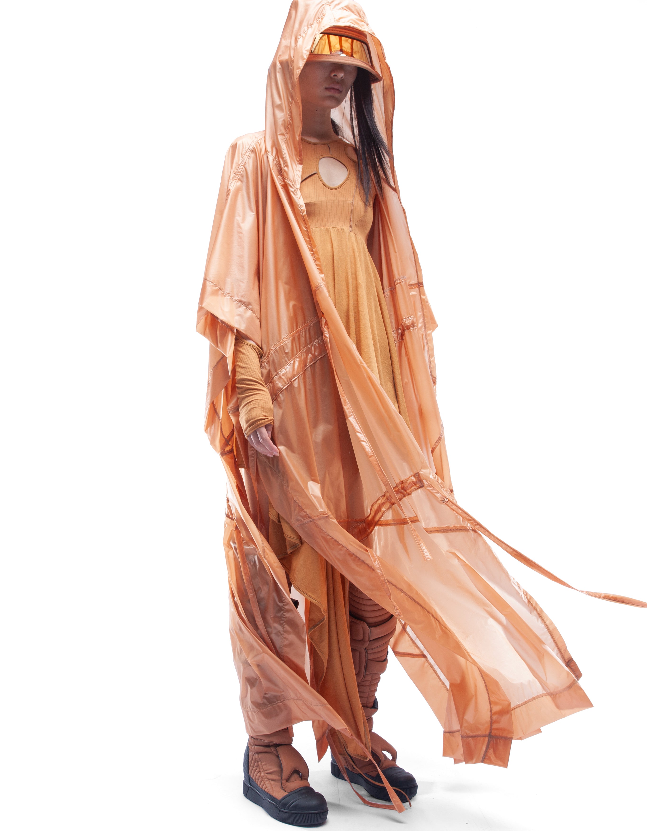 RAIN CAPE ARISE