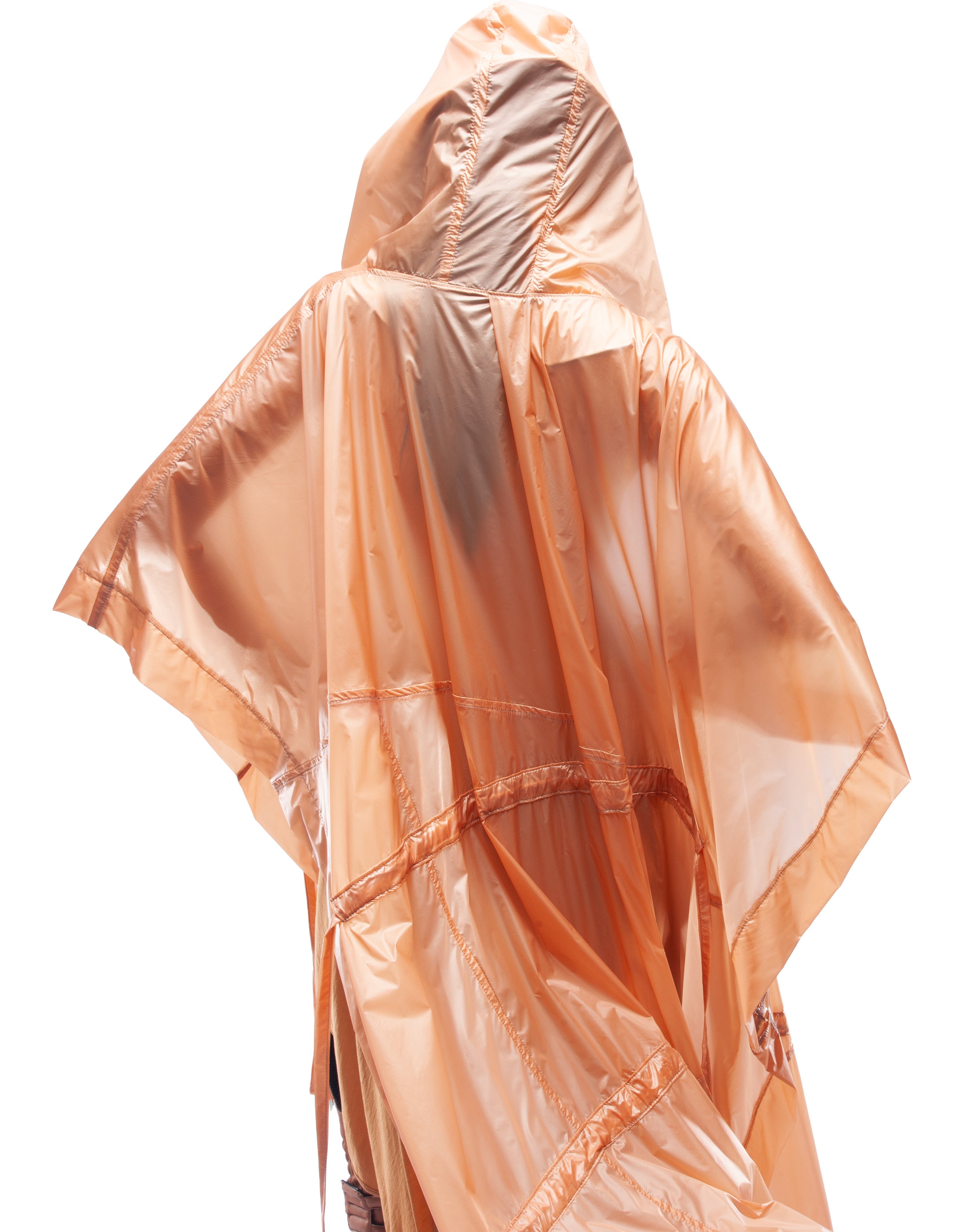 RAIN CAPE ARISE