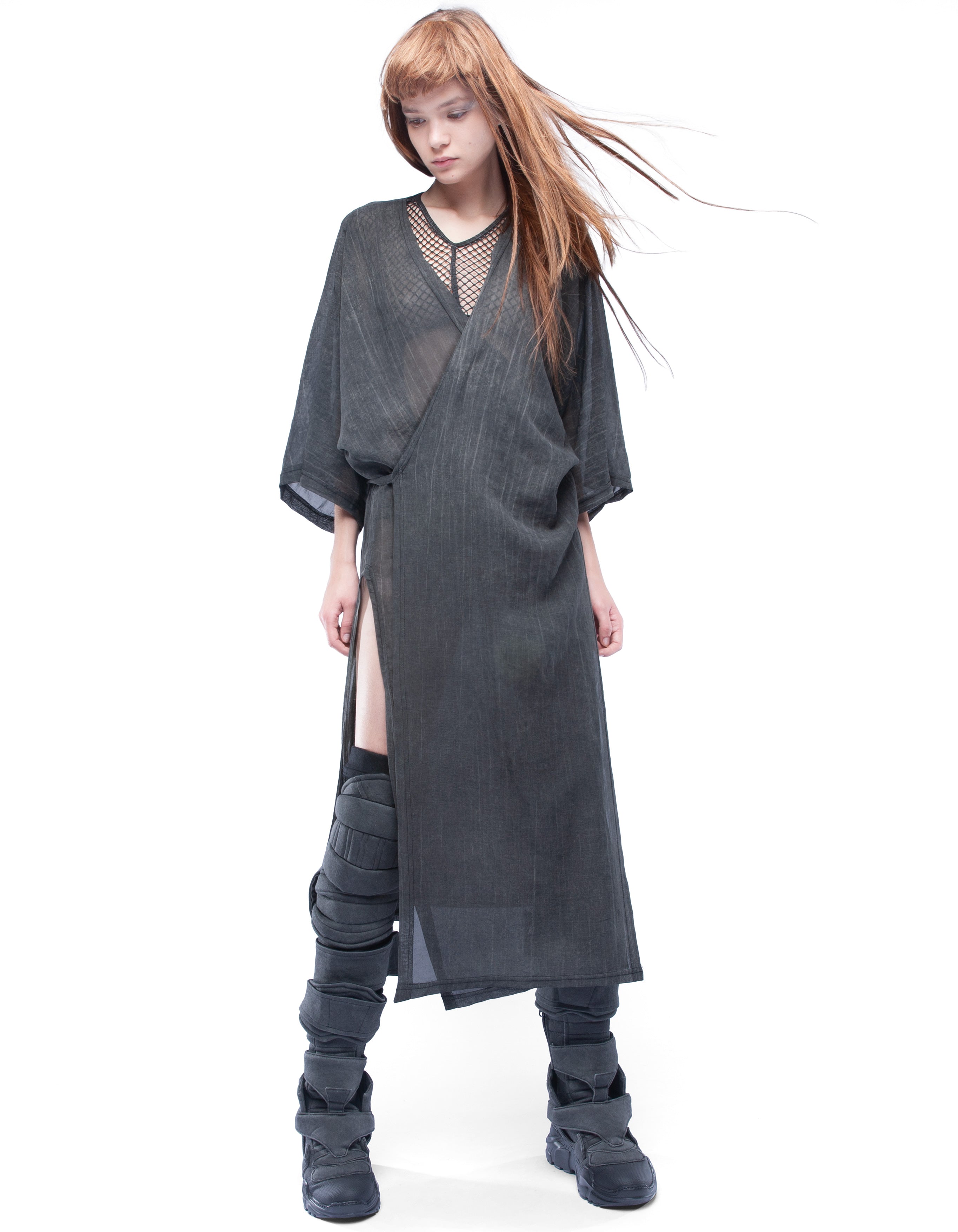 ROBE ASHTAR