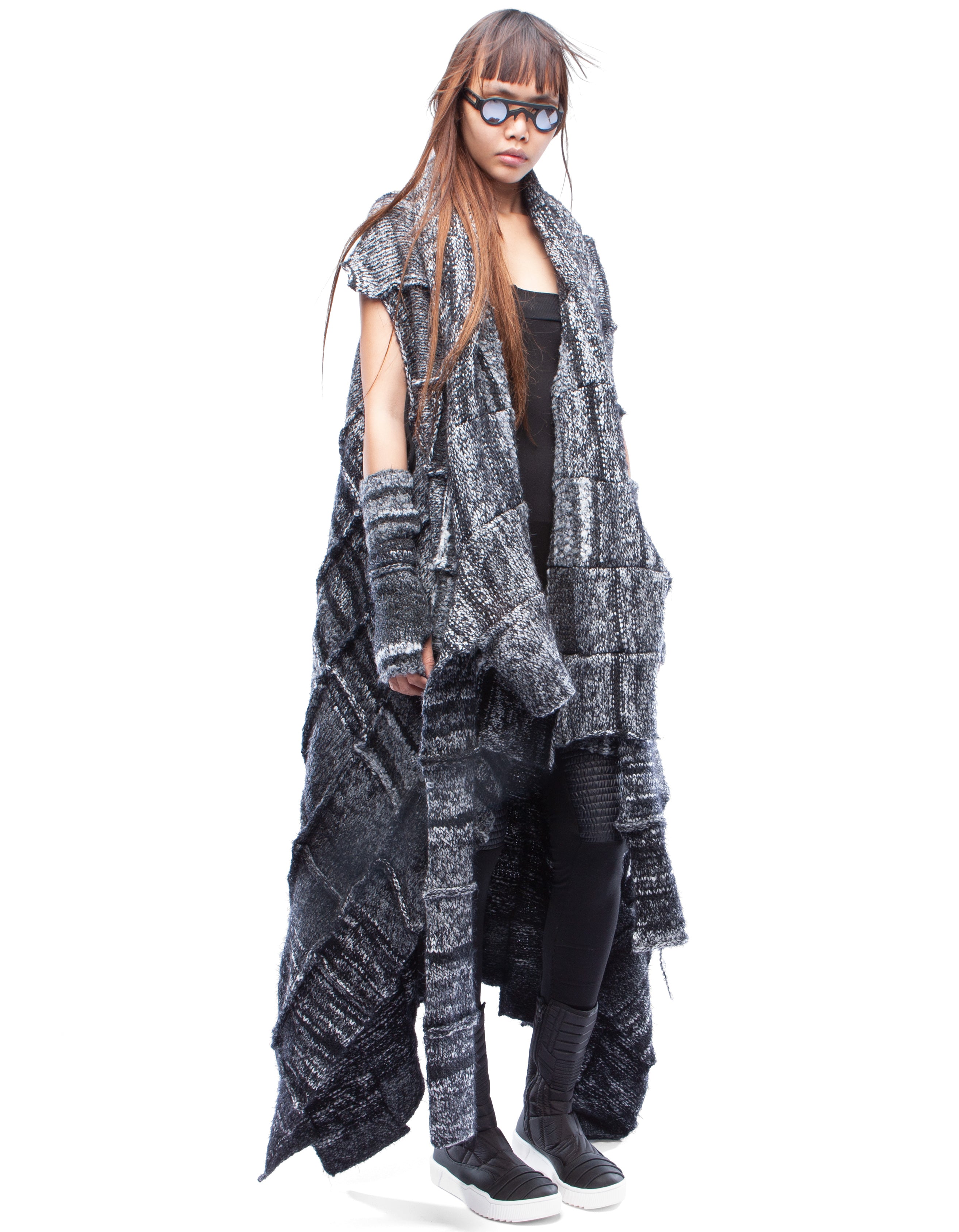 ROBE AWARE