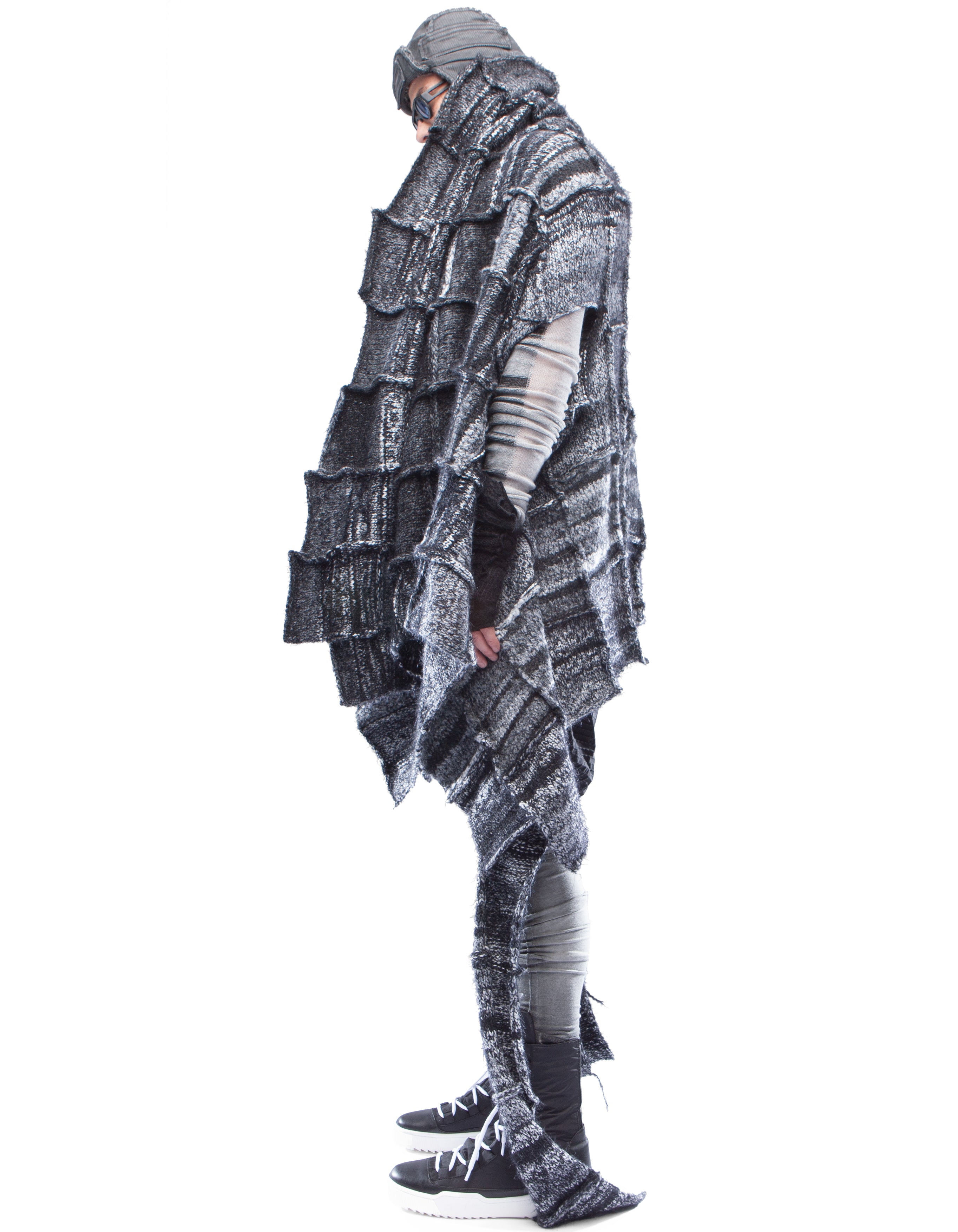 ROBE AWARE