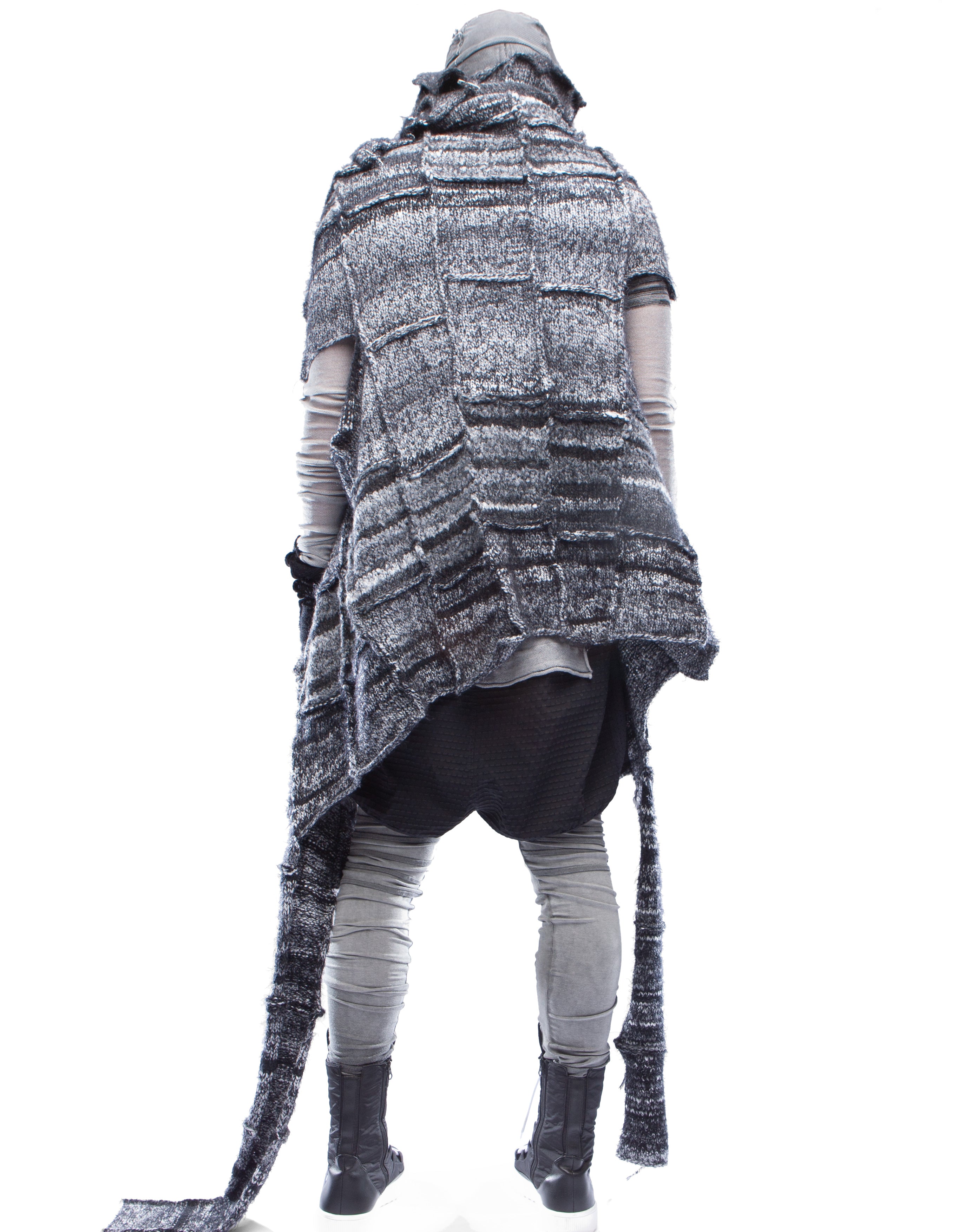 ROBE AWARE