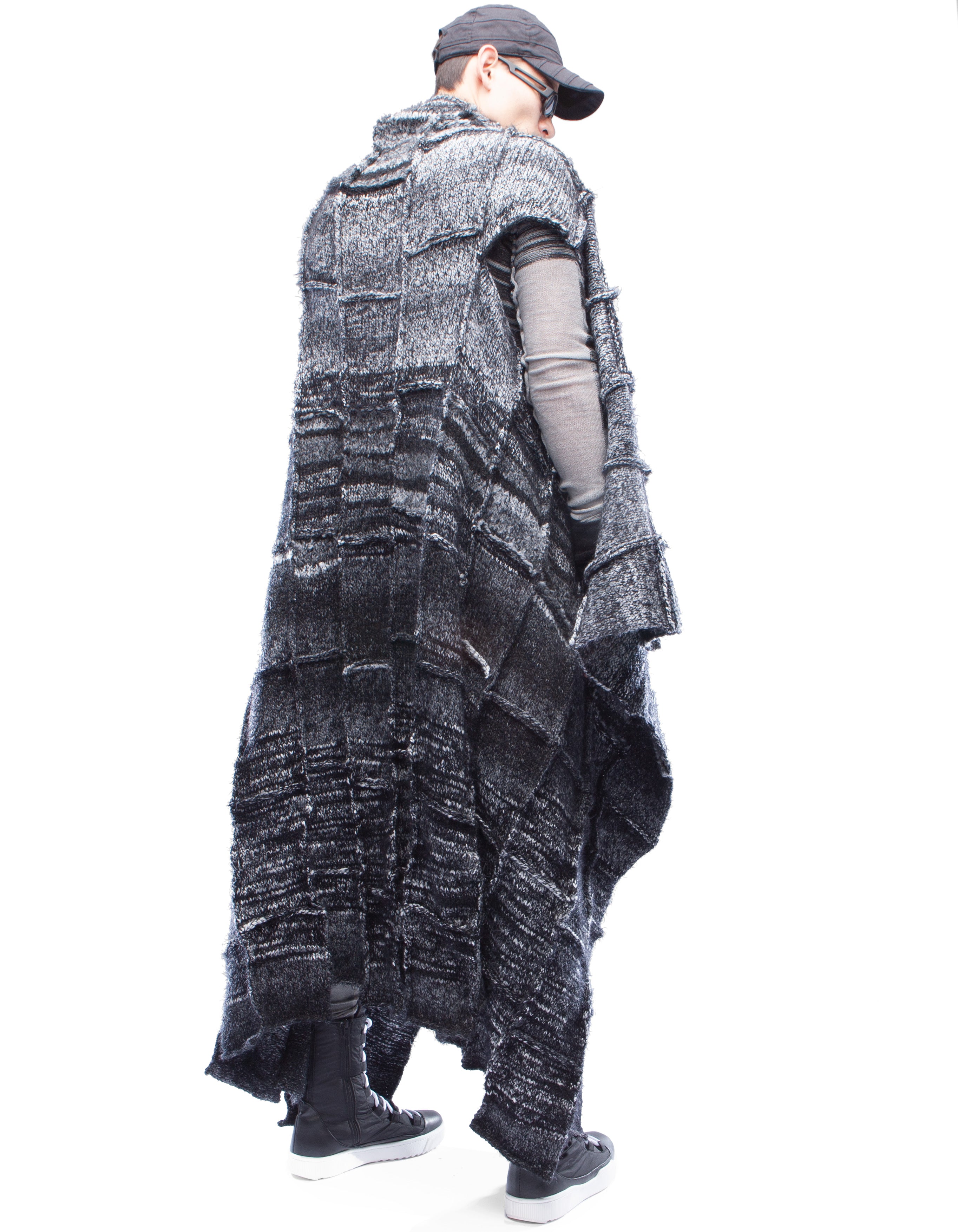ROBE AWARE