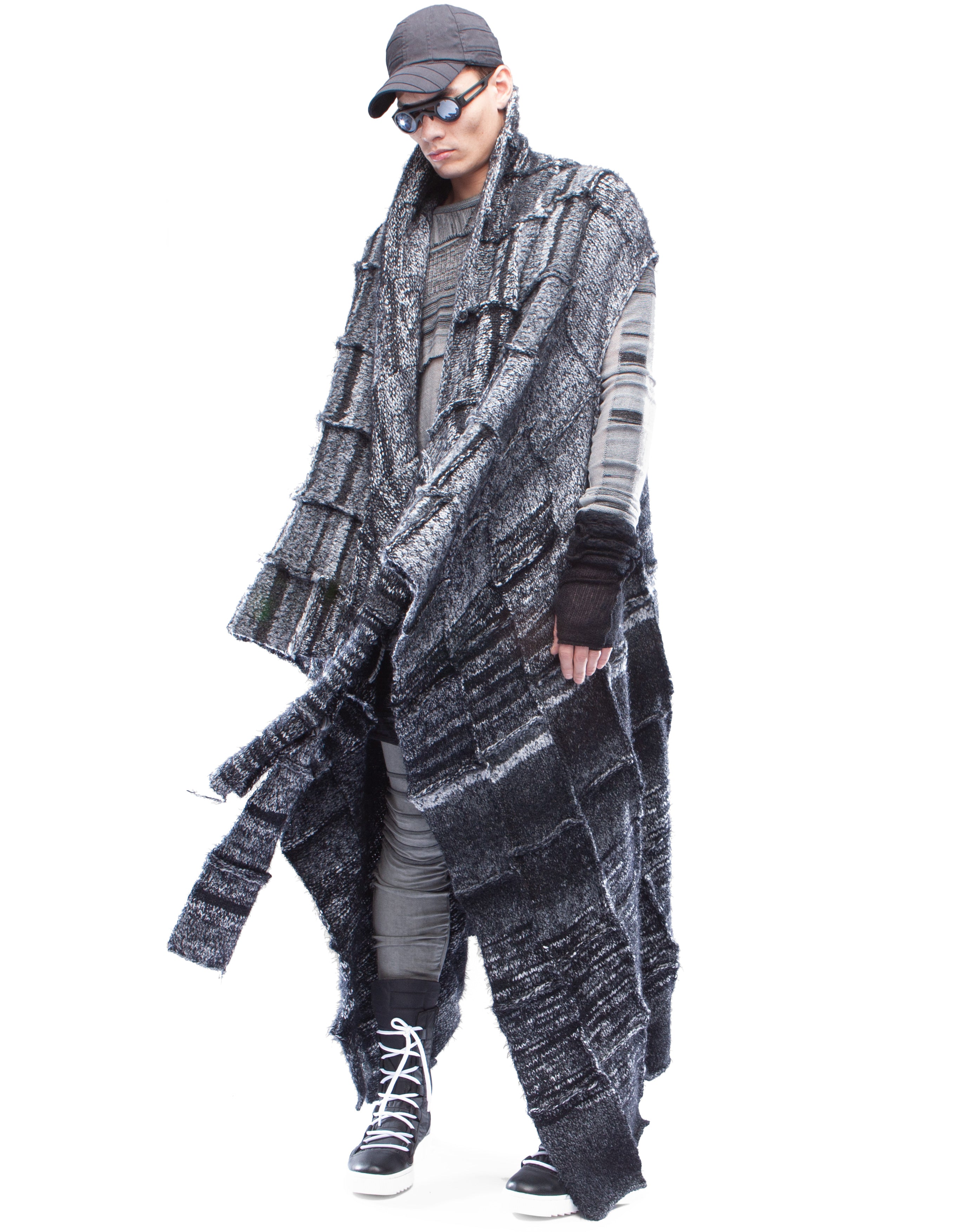 ROBE AWARE