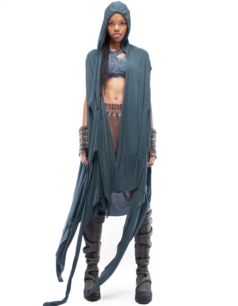 DEMOBAZA SS24 – Futuristic, Cyberpunk & Post-Apocalyptic Womenswear
