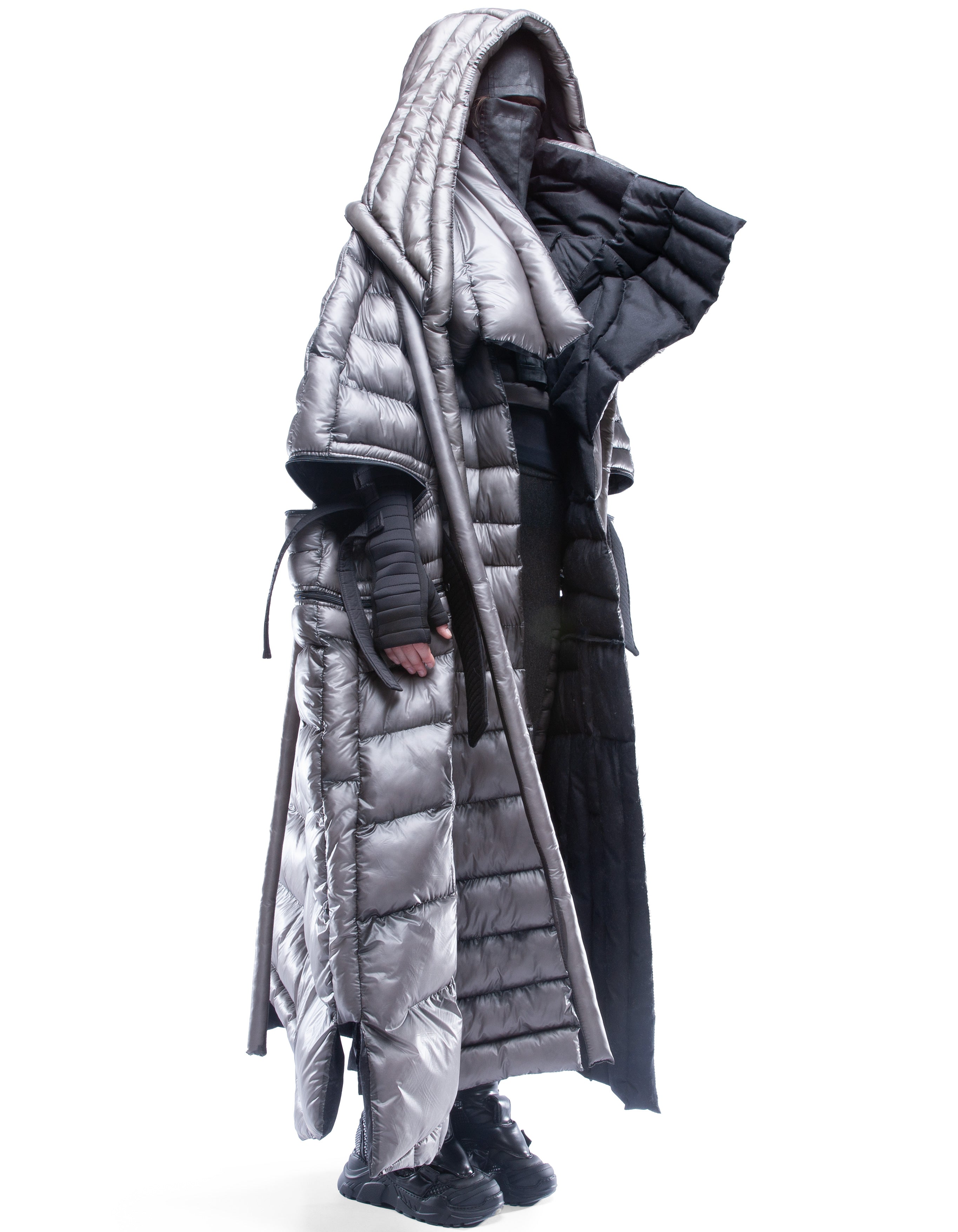 ROBE SPACE NOMAD