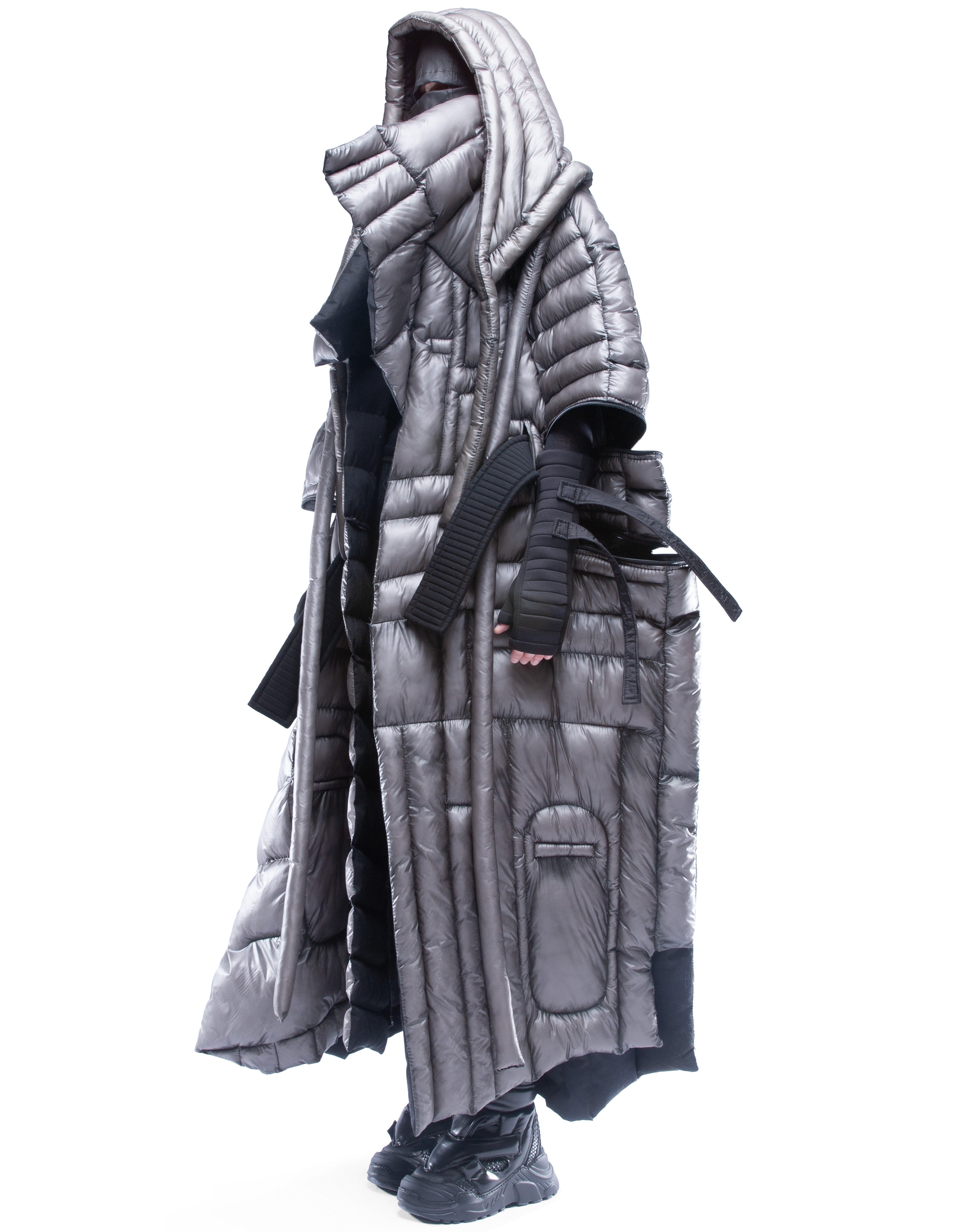 ROBE SPACE NOMAD