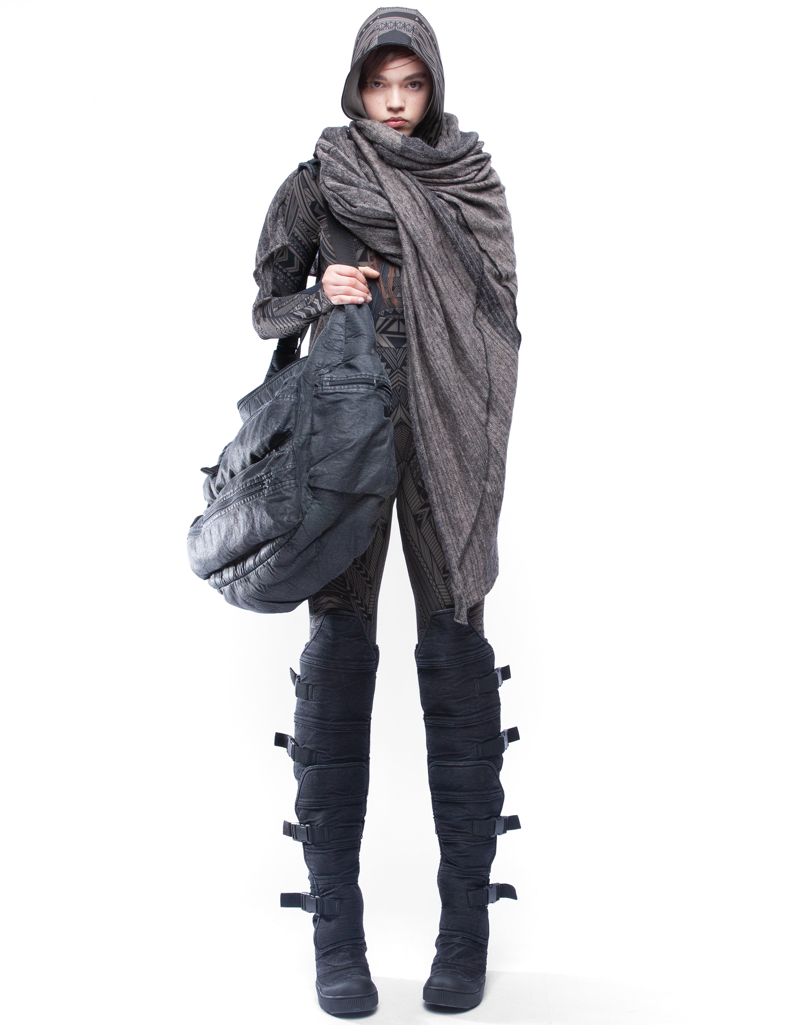 SHAWL BLANKET REFRAME